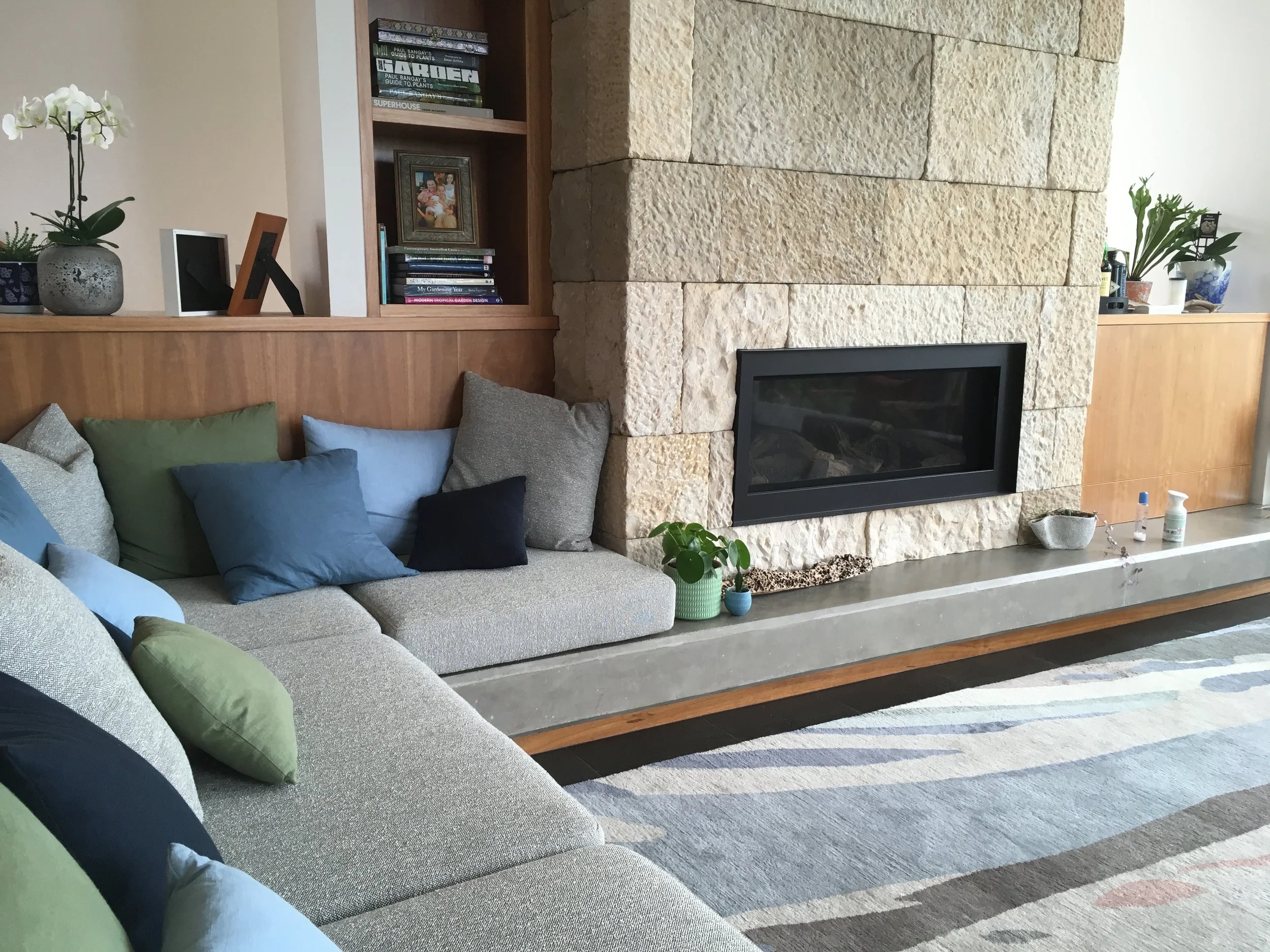 contemporary taringa