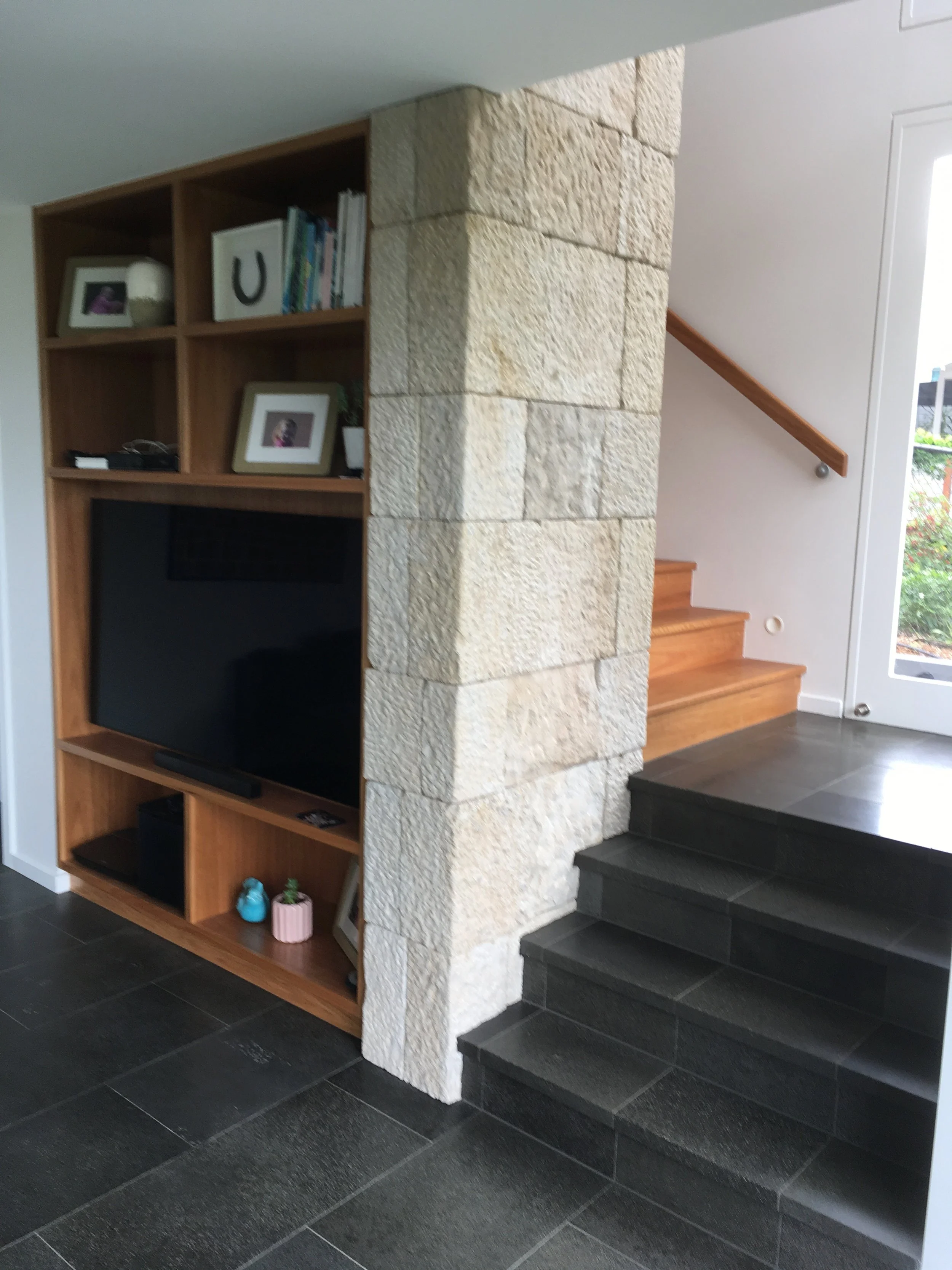 contemporary taringa