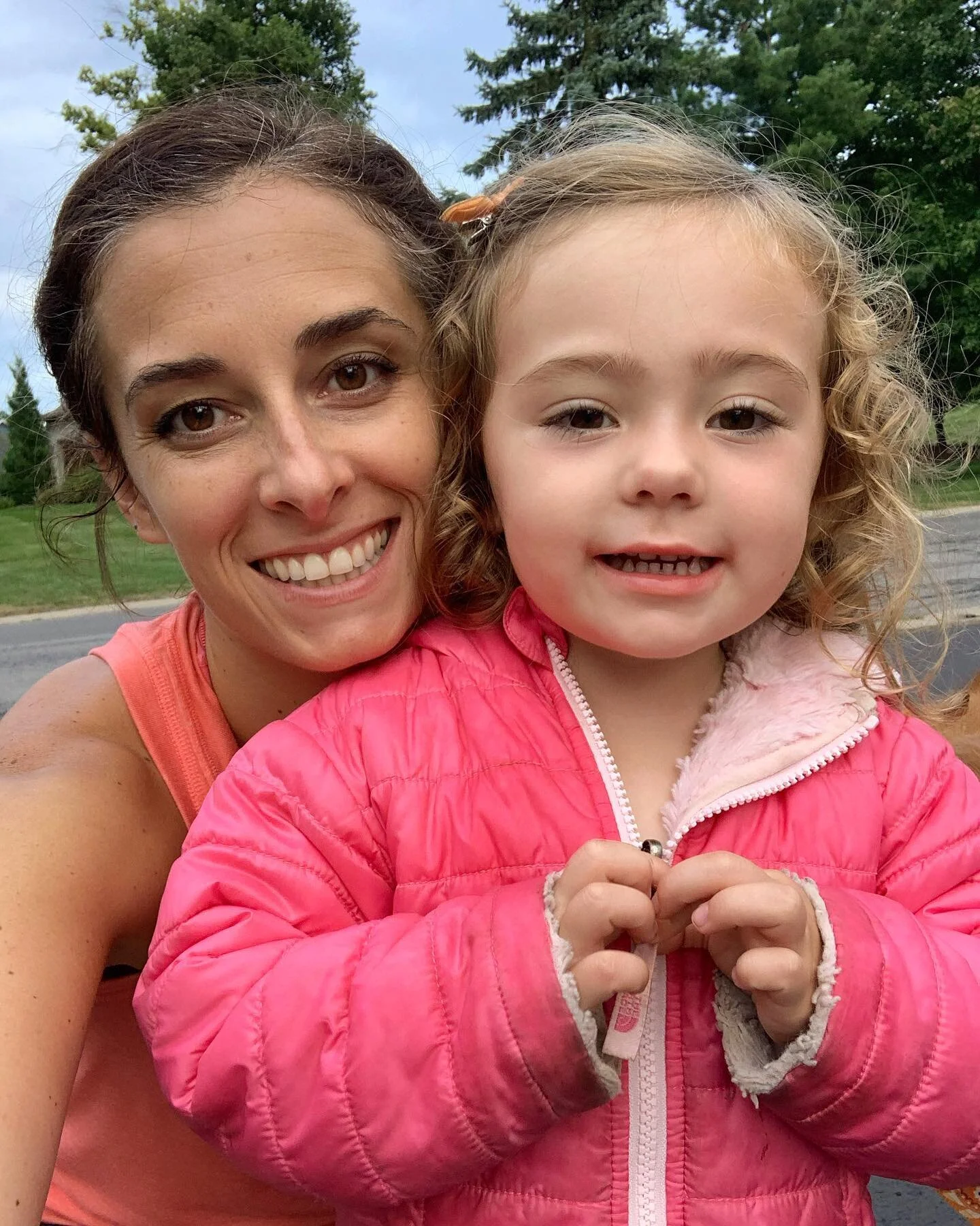 Enjoying cooler running temps! 
.
However, under Anna&rsquo;s definition, 72 degrees means winter jacket time 😲
.
(Not pictured: she&rsquo;s not wearing any pants so she can&rsquo;t be that cold!)
.
I can&rsquo;t believe it is Sep 1!! I&rsquo;m hone