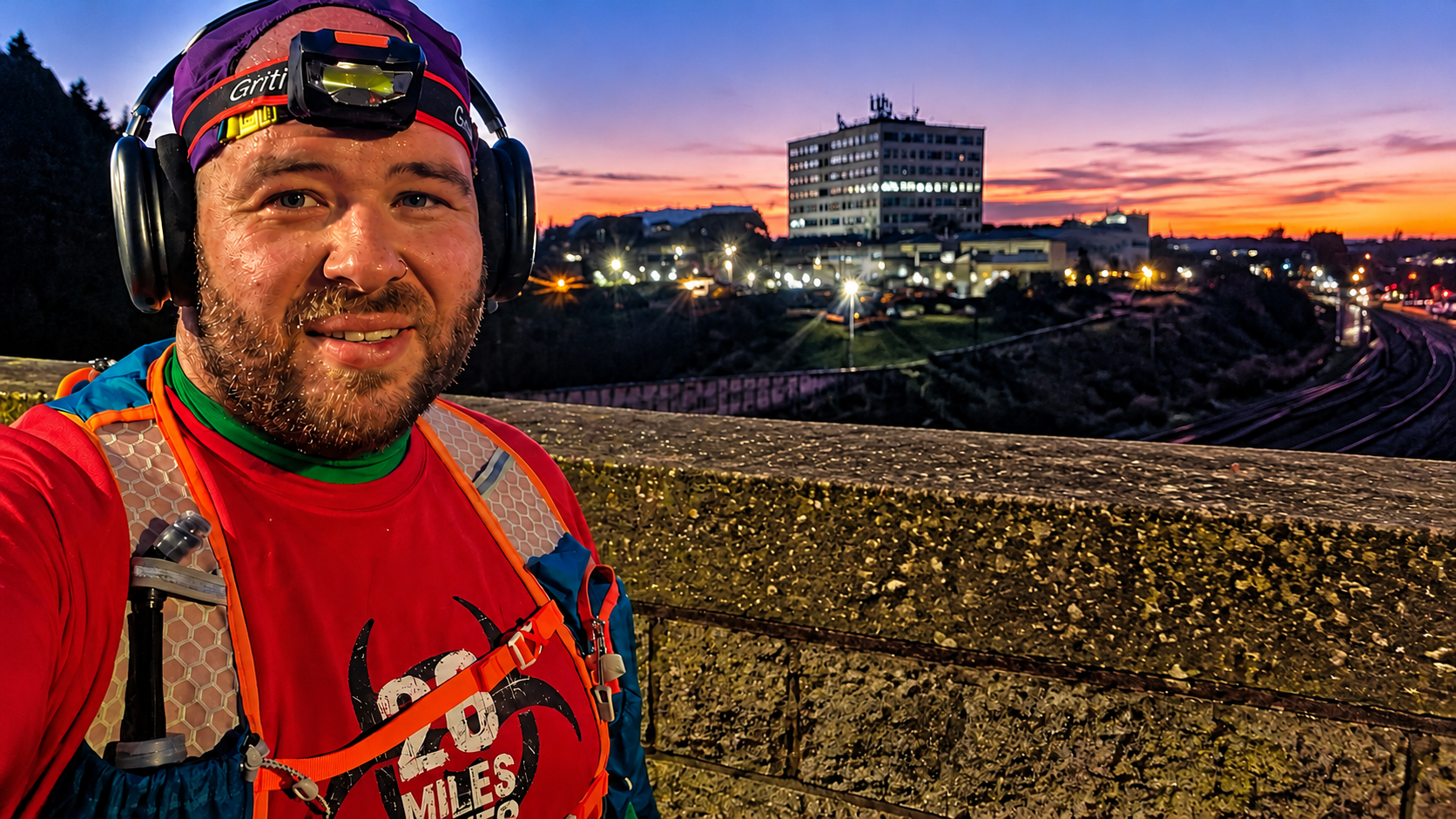 Twilight Runner Overlooking the City.png
