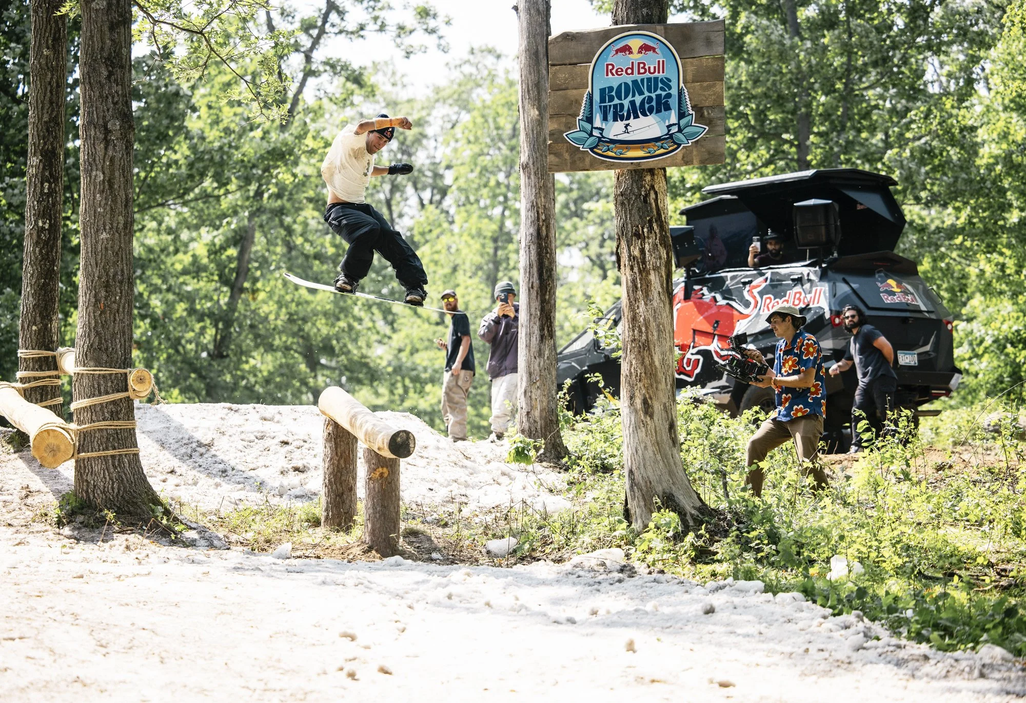 AR_230610_RedBullBonusTrack_1251-2.jpg