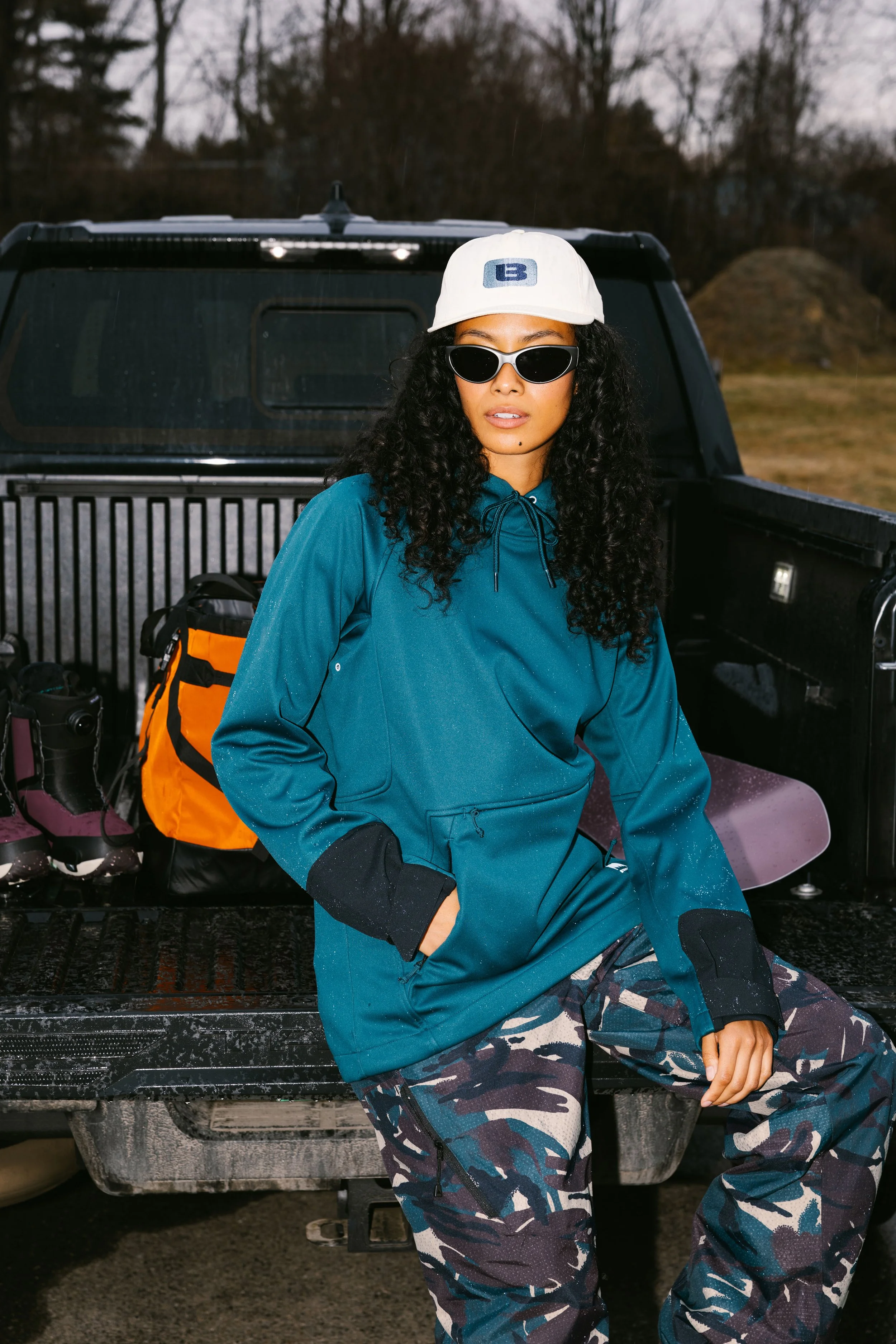 CrownRidingPOHoodie_C27ContextualShoot_2637.jpg