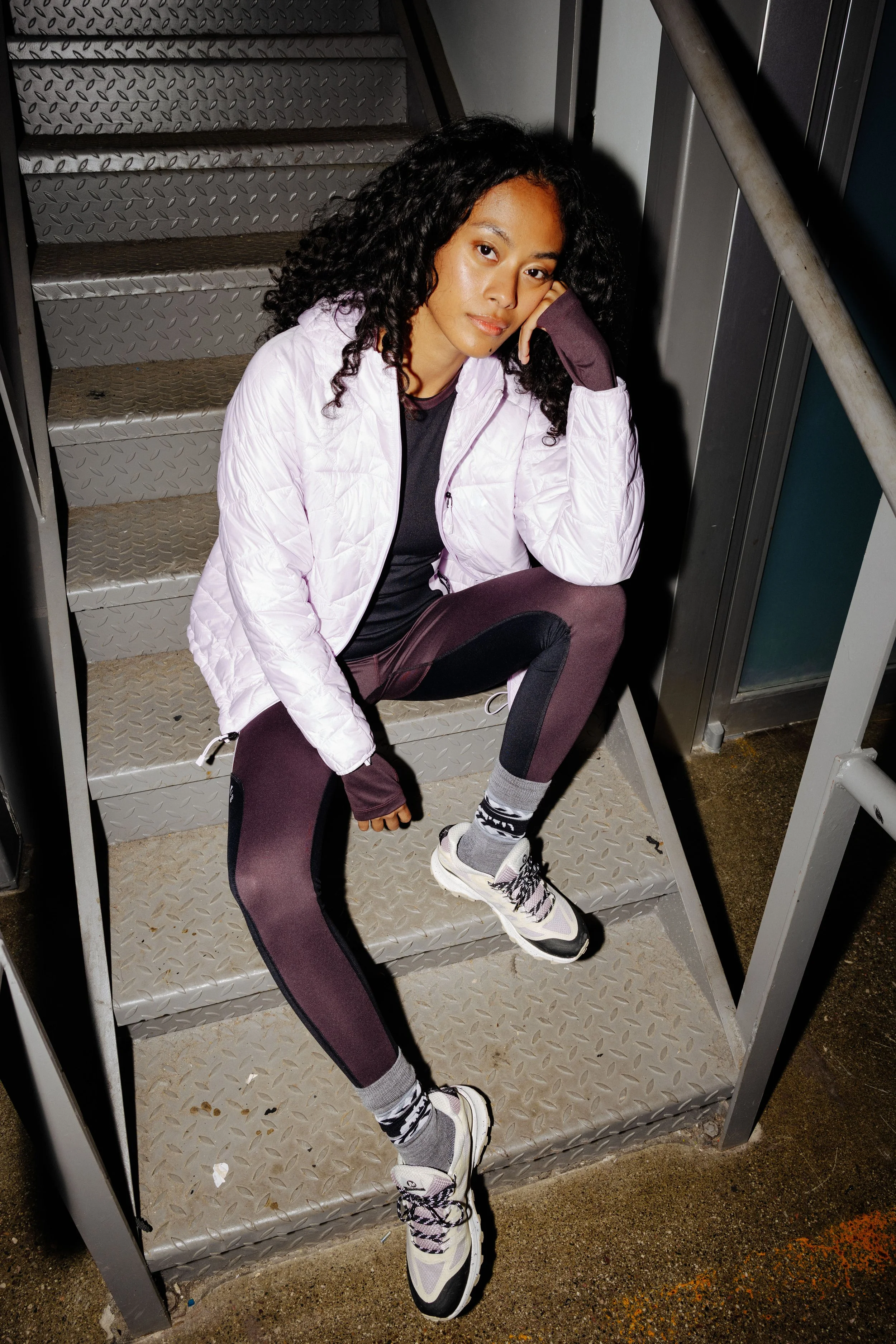 Womens_ReserveSyntheticMDWTBaseLayerPants_C27ContextualShoot_2469.jpg