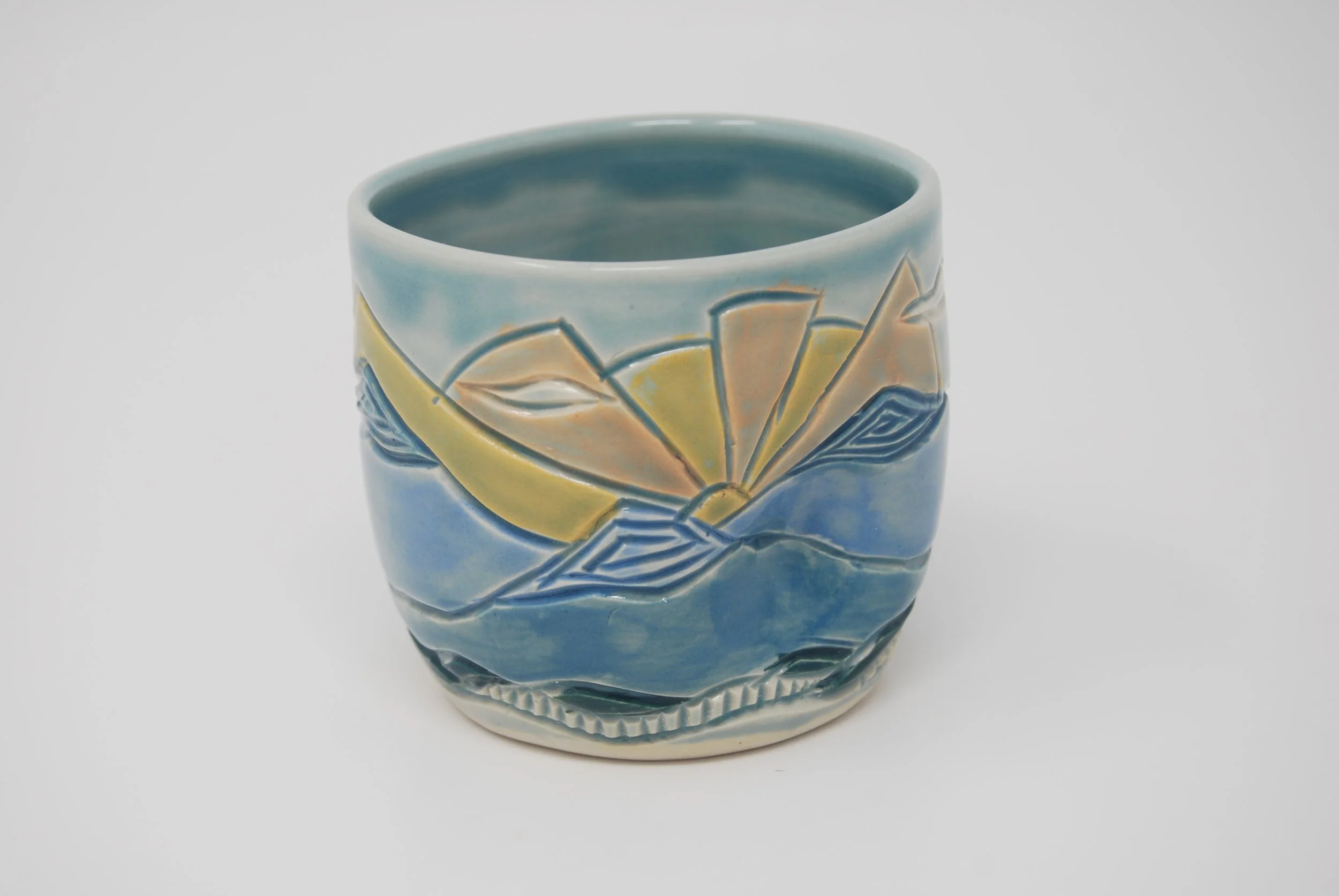 Mountain Pinched Cup