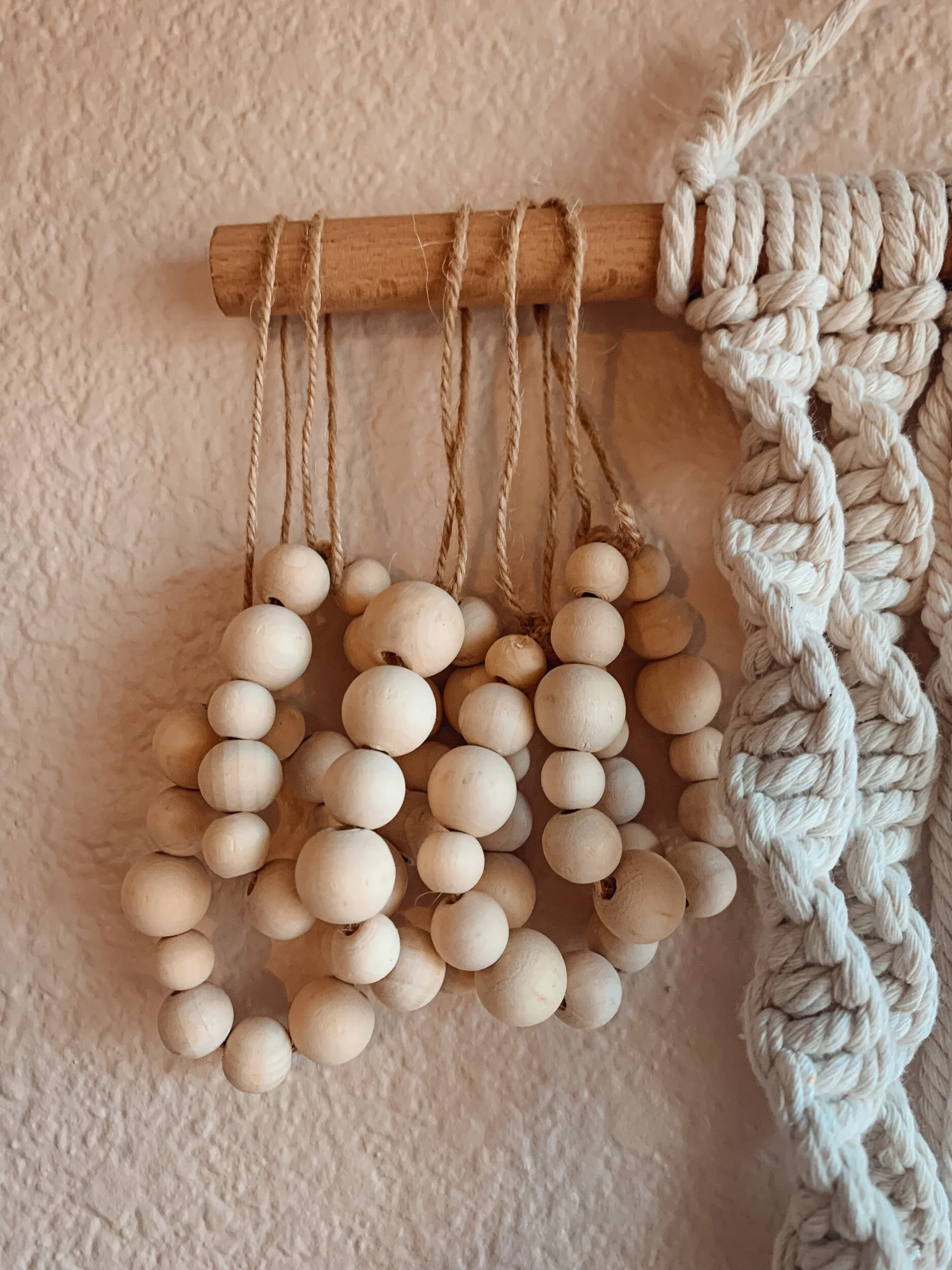 8D1C64E1-E2D0-4DDD-9A27-FB6295F7B228