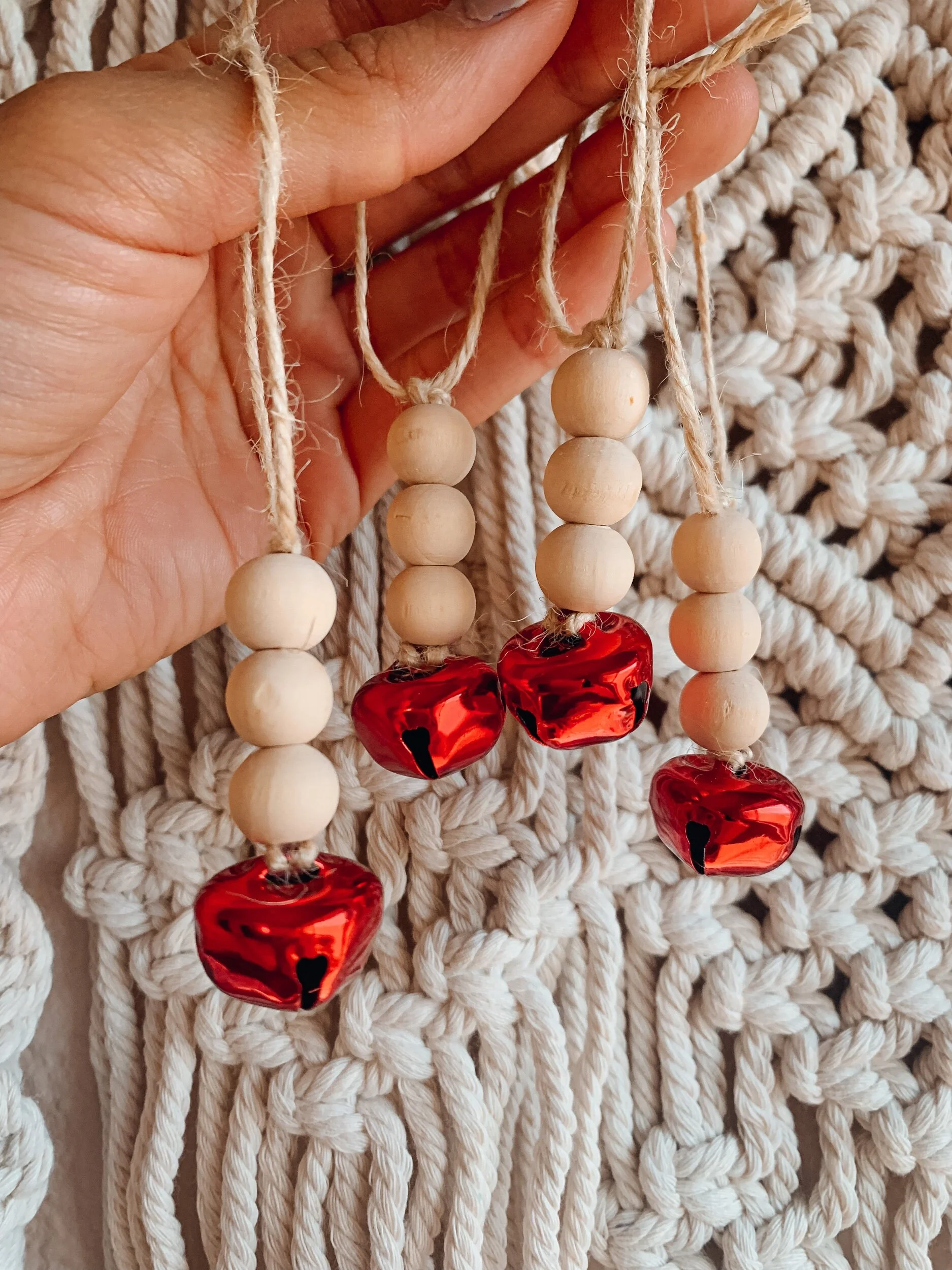 F6E9290E-228D-421A-999D-70101E65509A