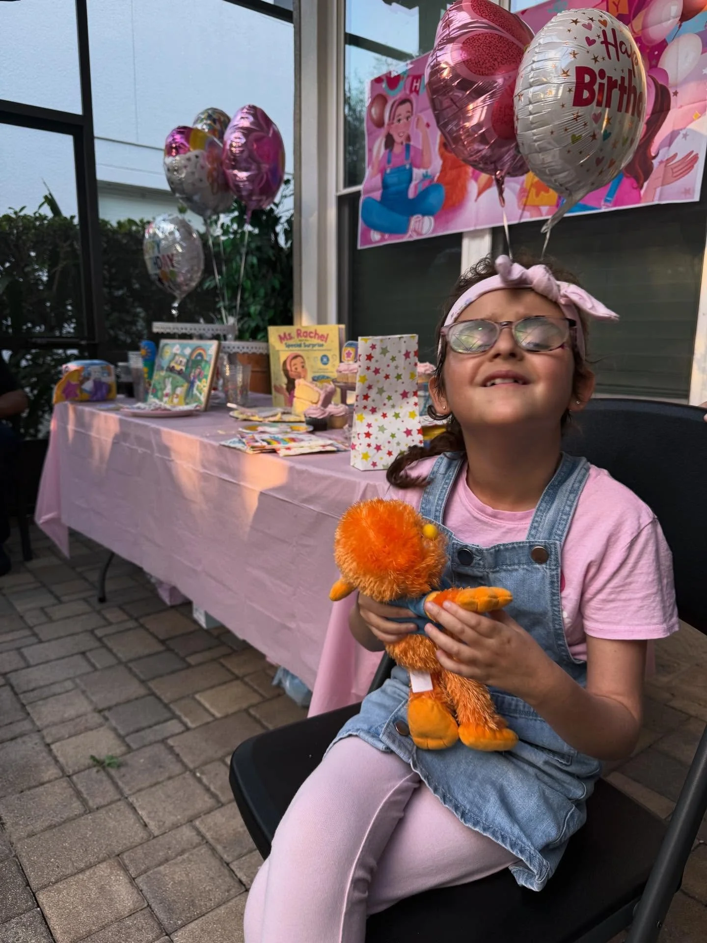 13 years of the beautiful Emily Isabella✨

Cheers to the girl who makes us laugh, inspires us to have courage every day, who gets us all to sing our hearts out, and who never stops smiling. 

We will never stop making memories. Ever. 

I love you Emi