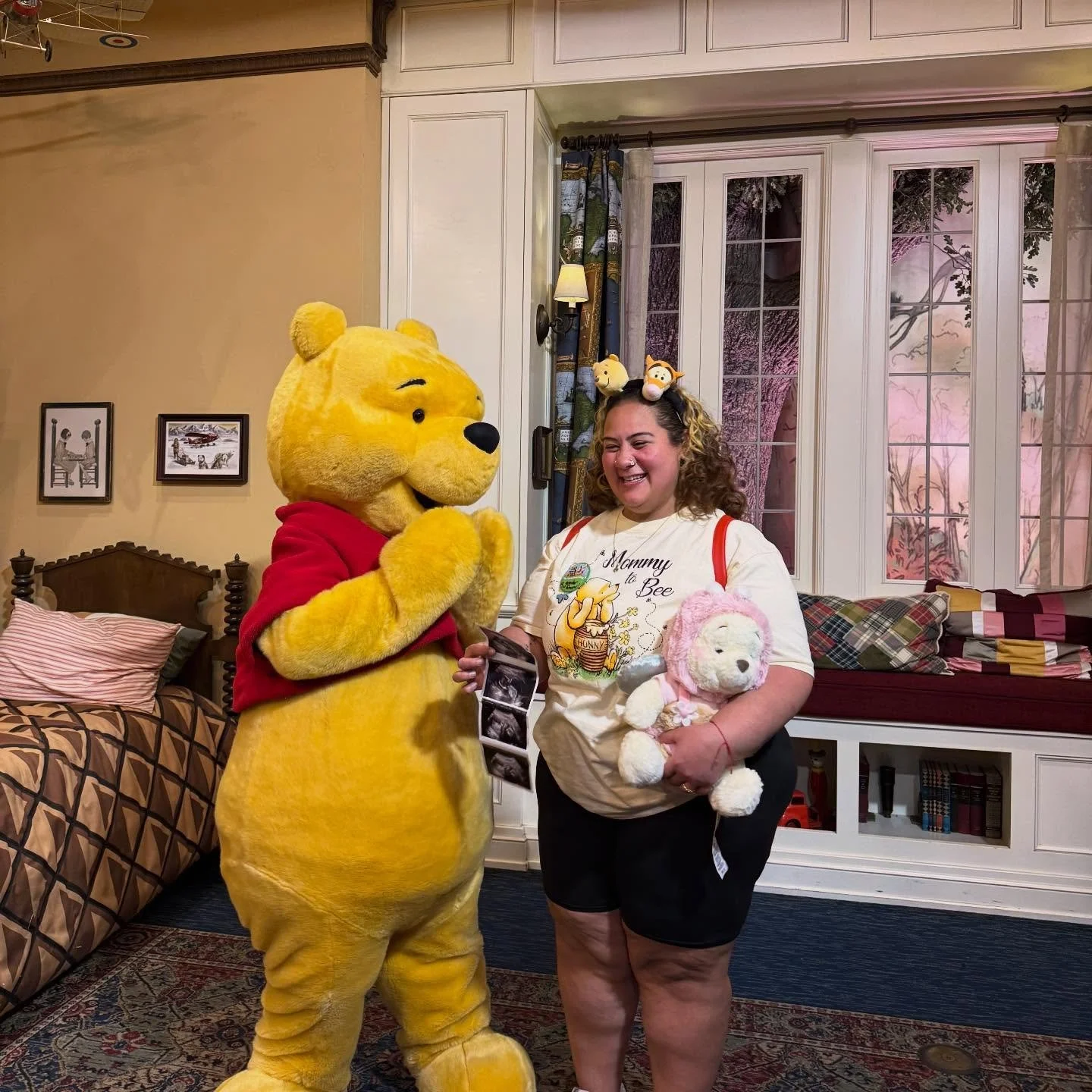 Winnie the Pooh Gender Reveal 2026✨

Can&rsquo;t wait for this little sunflower! Your titi is waiting for you💛🌻 

#winniethepooh #gendereveal #baby2026 
#disney #disneyparks