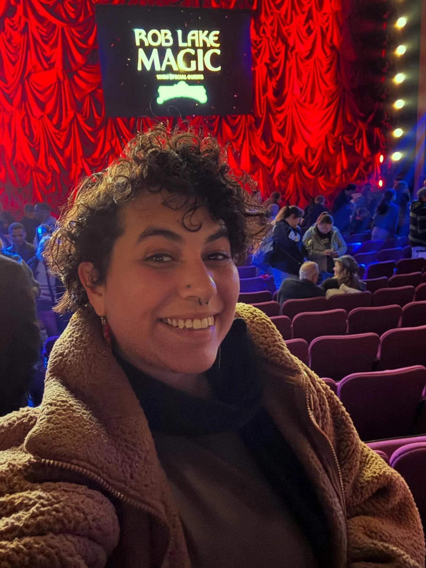 It&rsquo;s the Muppet Show!! 

#disneyboundchallenge is focusing on the one and only Muppets today! 

I thought it would be nice to do a round up of recent muppet amazing moments I had this past year! 

Starting with my Fozzie Bear Disneybounds! Next