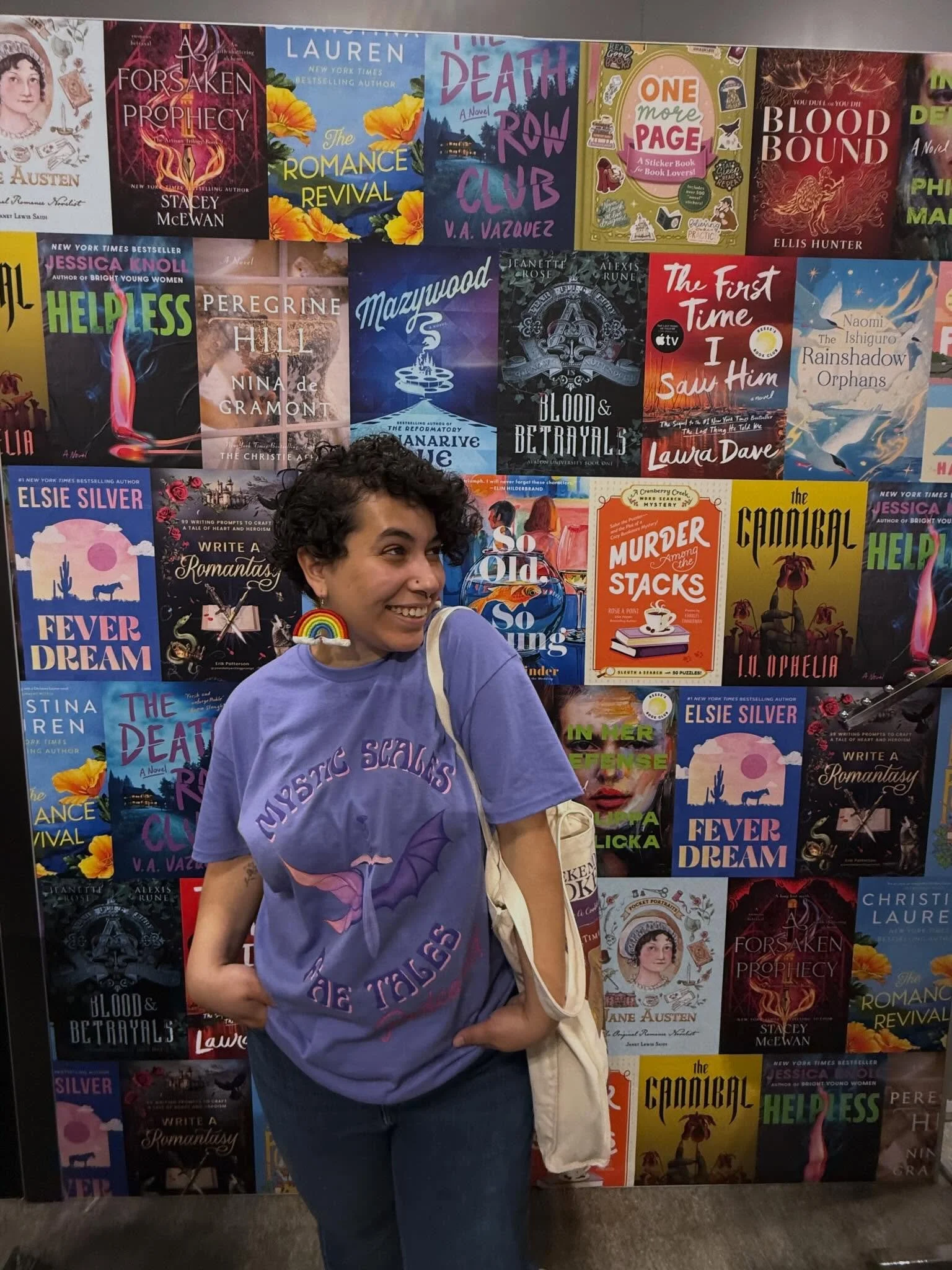 Surprise I like to read!! 

Support my reading endeavors by following my bookish podcast that we work really hard on every week 🥺

@faetalespodcast 💜

#books #booktok #bookcon #reading #nyc
