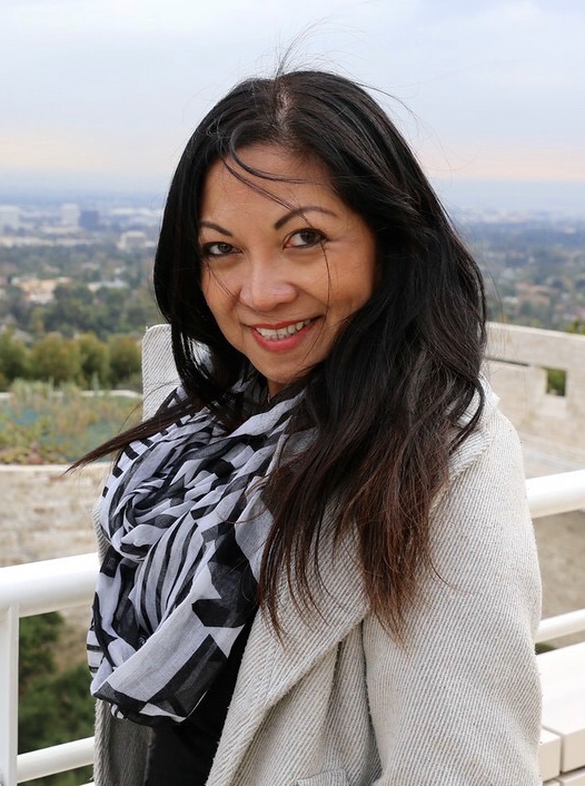 Cynthia Leif. Designer of Ultra Modern Homes.