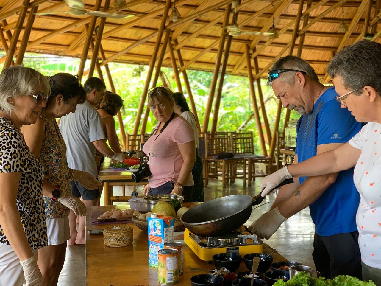 khmer cooking lessons at hanchey bamboo resort (9).jpg