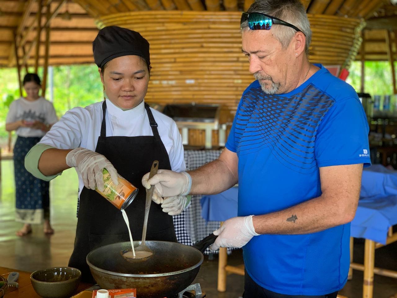 khmer cooking lessons at hanchey bamboo resort (3).jpg