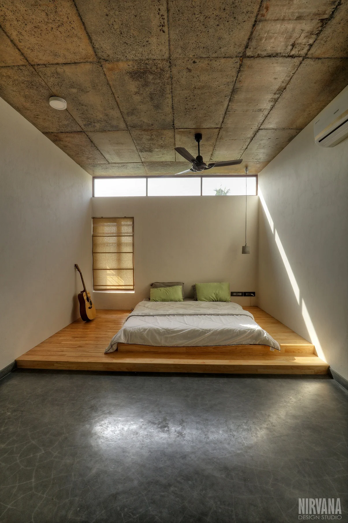 13_Bedroom.jpg