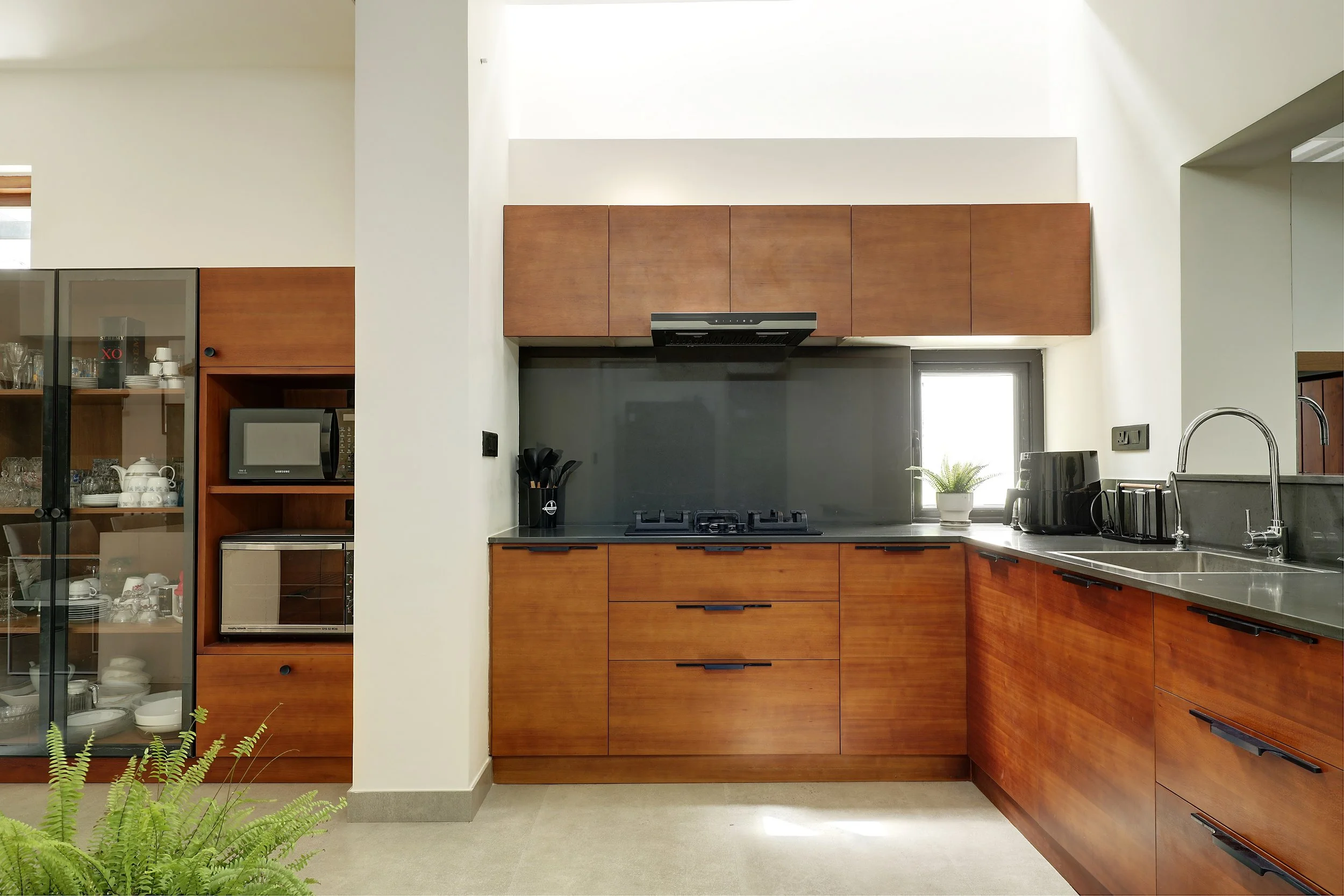 home Aluva 2 — studio nirvana