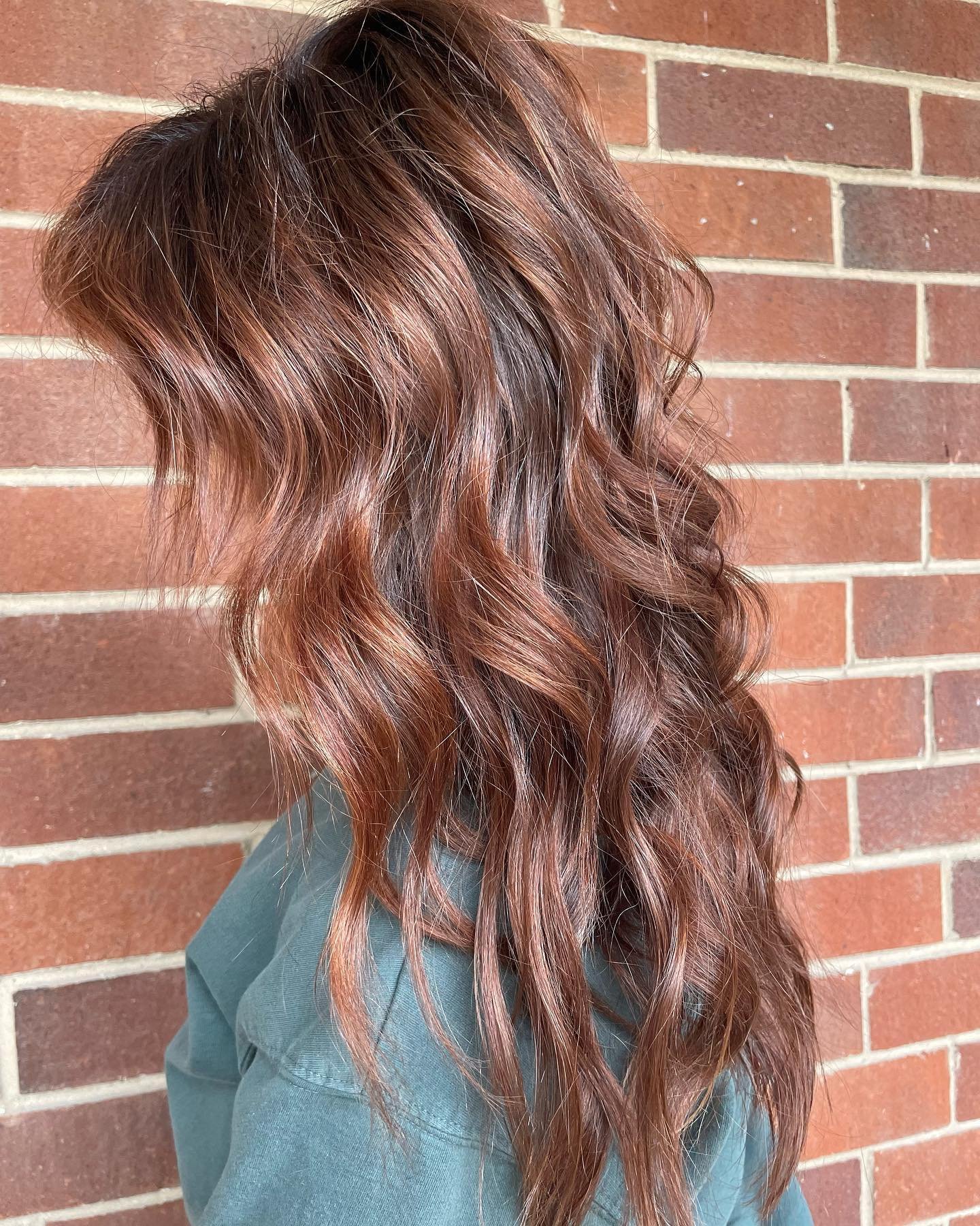 She walked in a blonde and walked out copper red babe!🔥🔥

@itsmelanieaubert and I have been dreaming of doing this color for a while now and today it just felt right to start a new and go for it. I&rsquo;m SO happy we did. It is literally STUNNING 