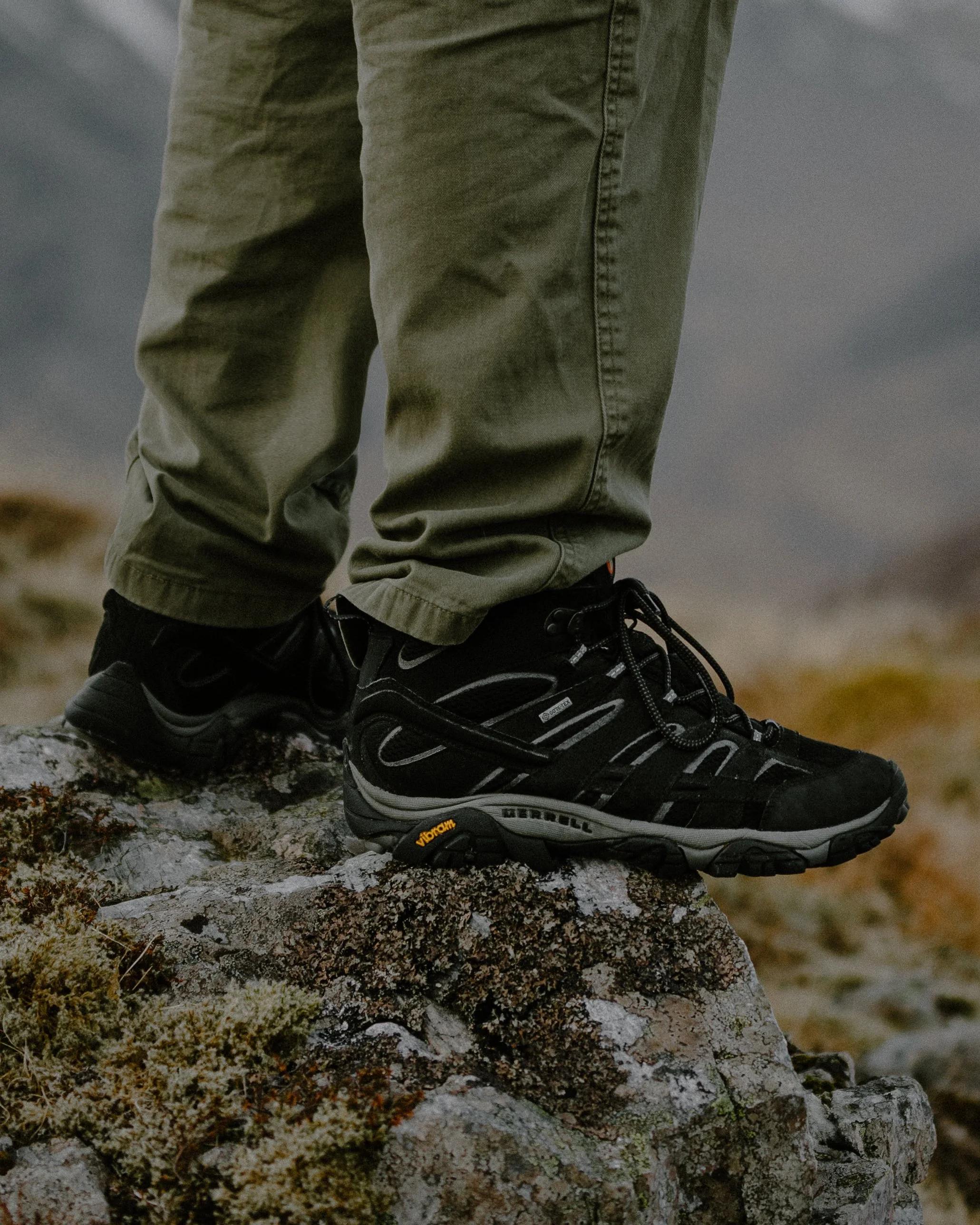 Merrell Moab 2 Mid Set.jpg