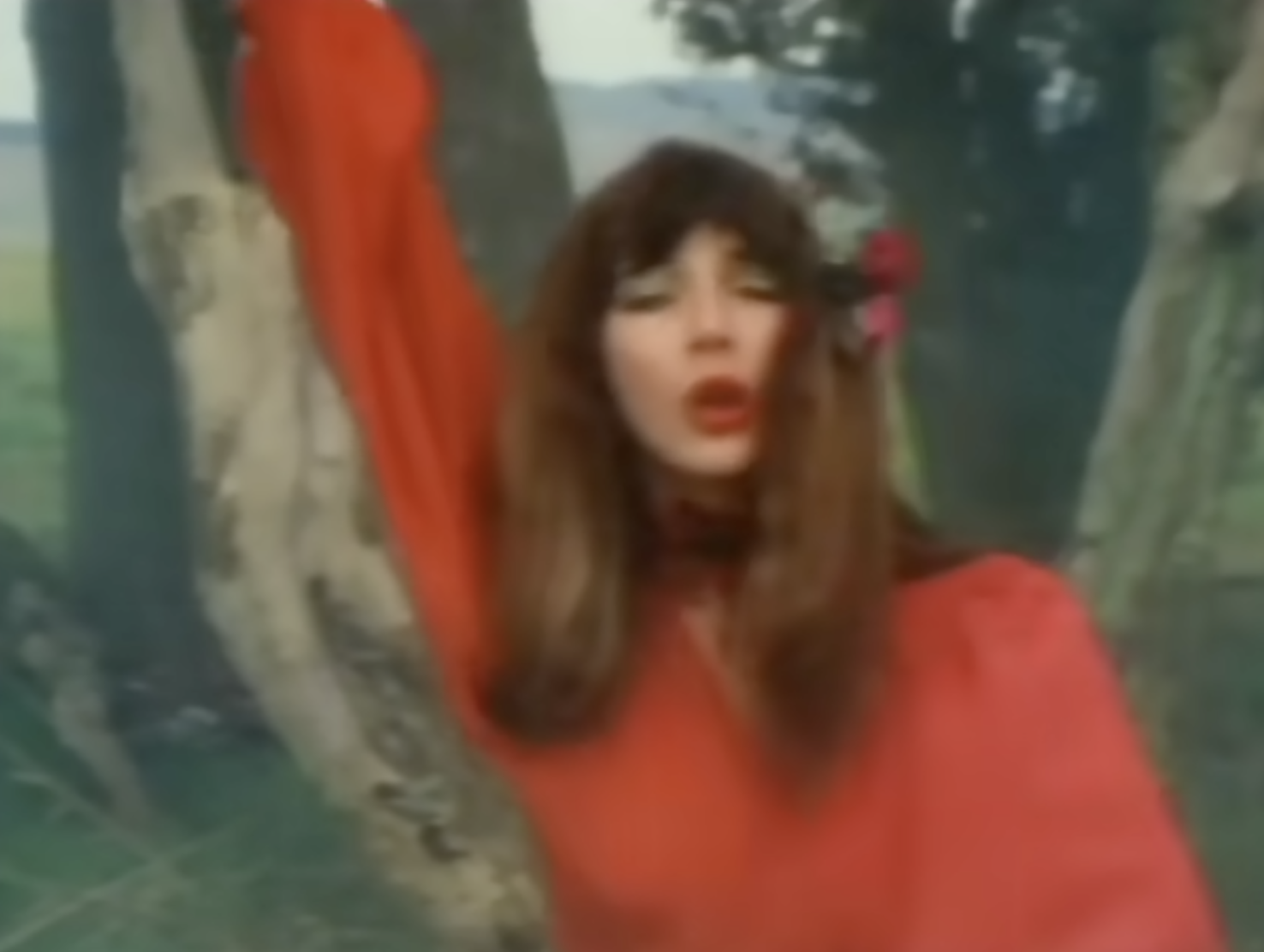 Tuesday Flashback: Revisiting Kate Bush’s “Wuthering Heights”