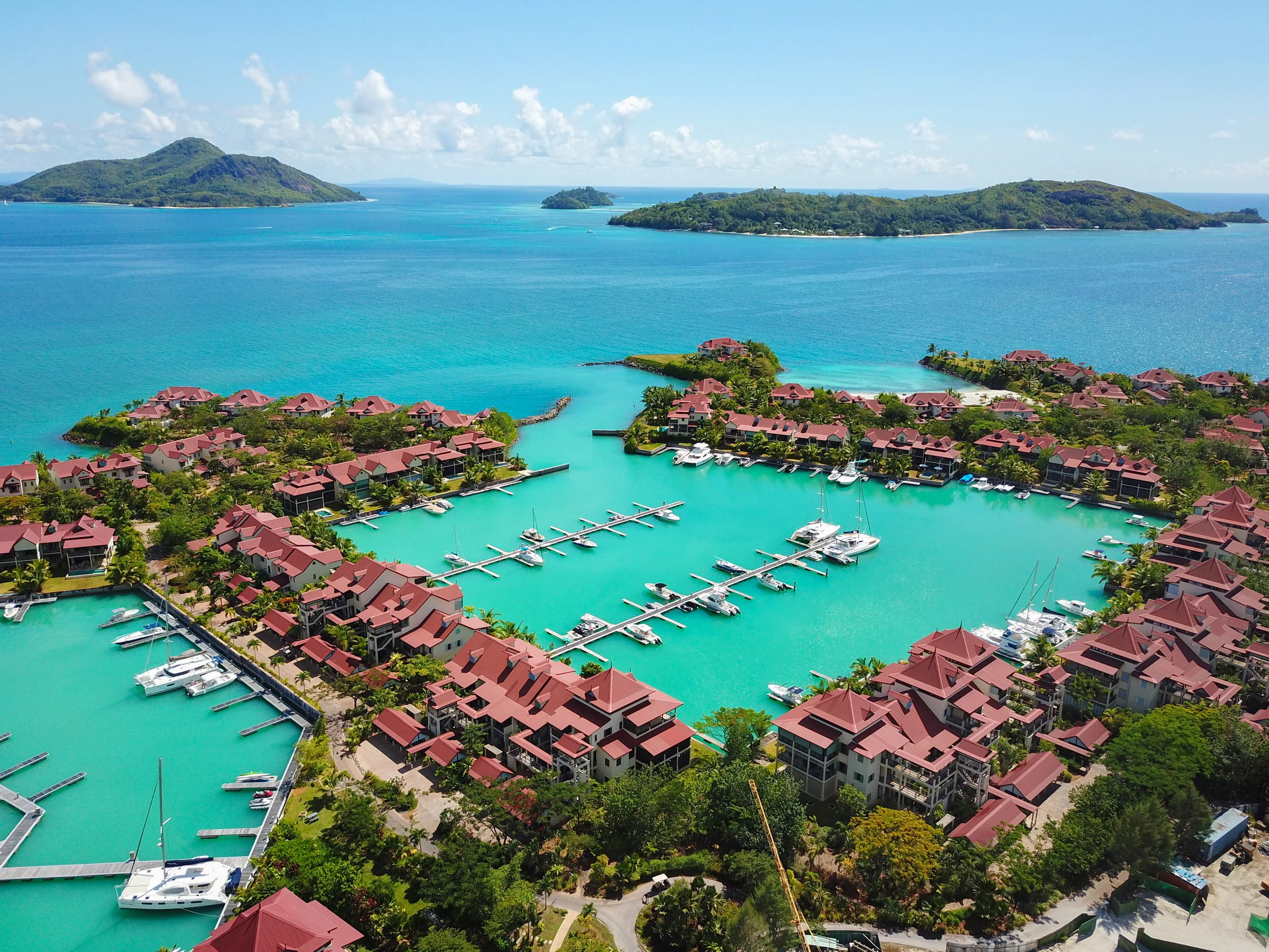 M140, Eden Island 128.jpg