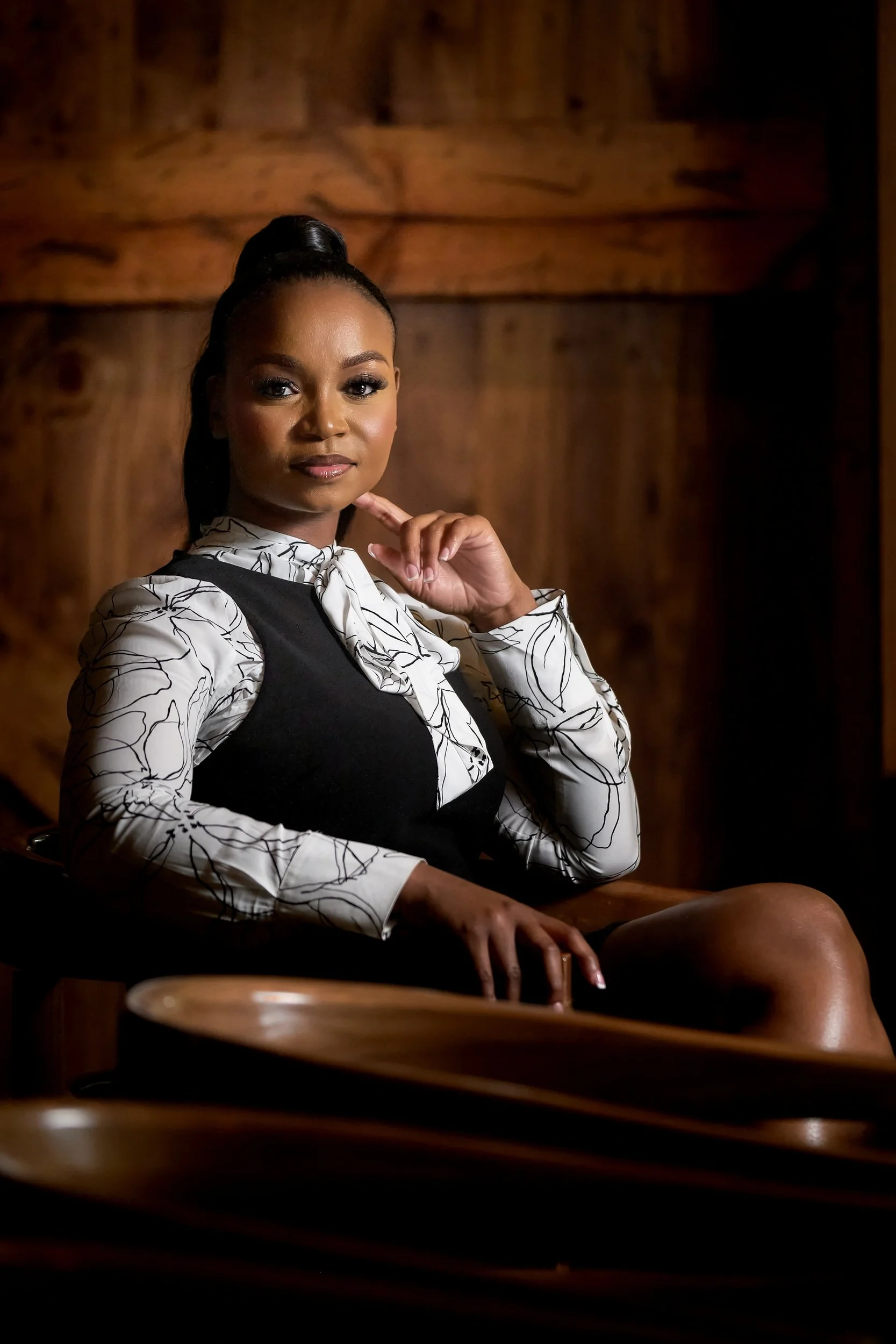 Tondi BTB Portrait - H049_pp.jpg