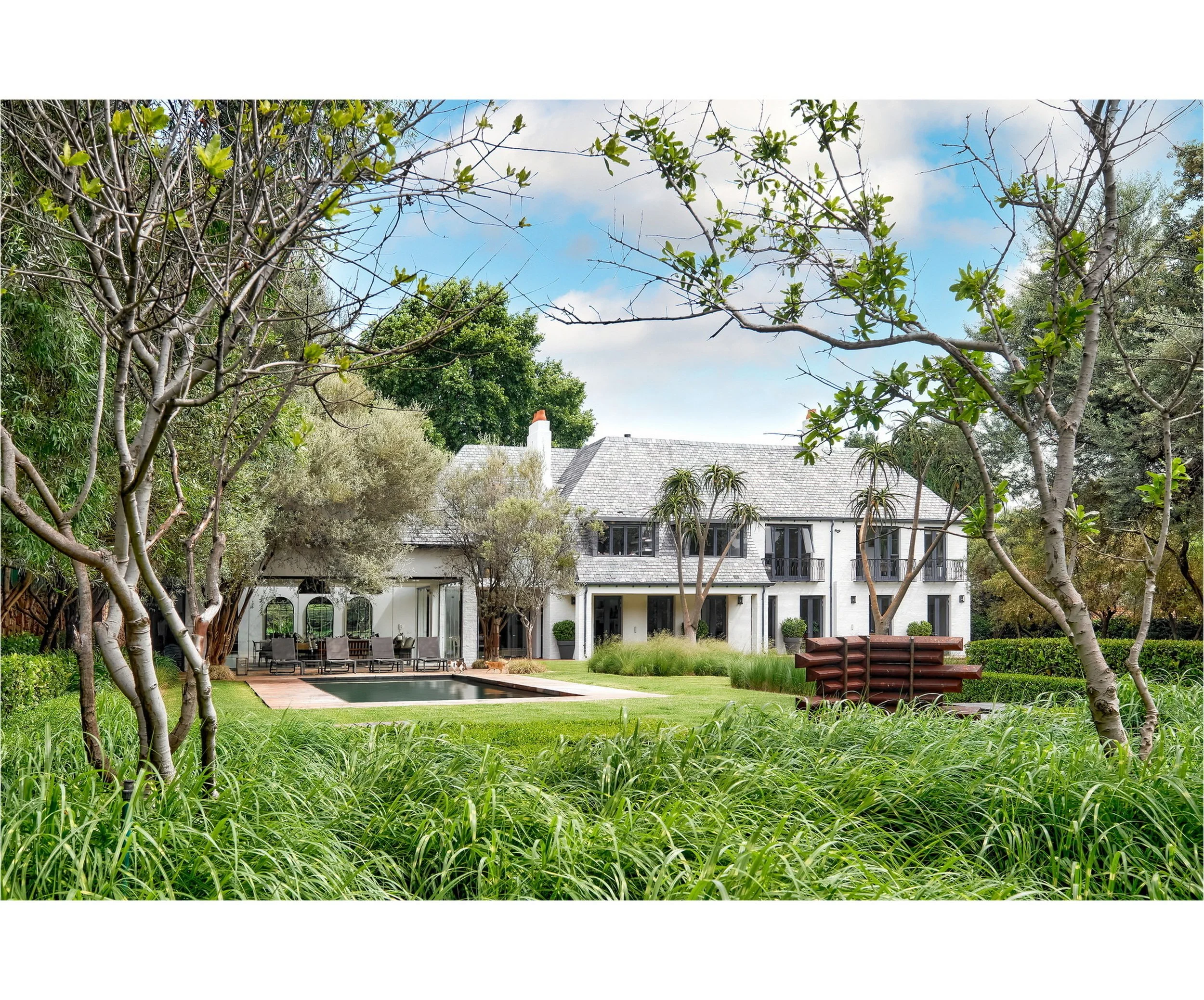 17a Earlswold Way.jpg