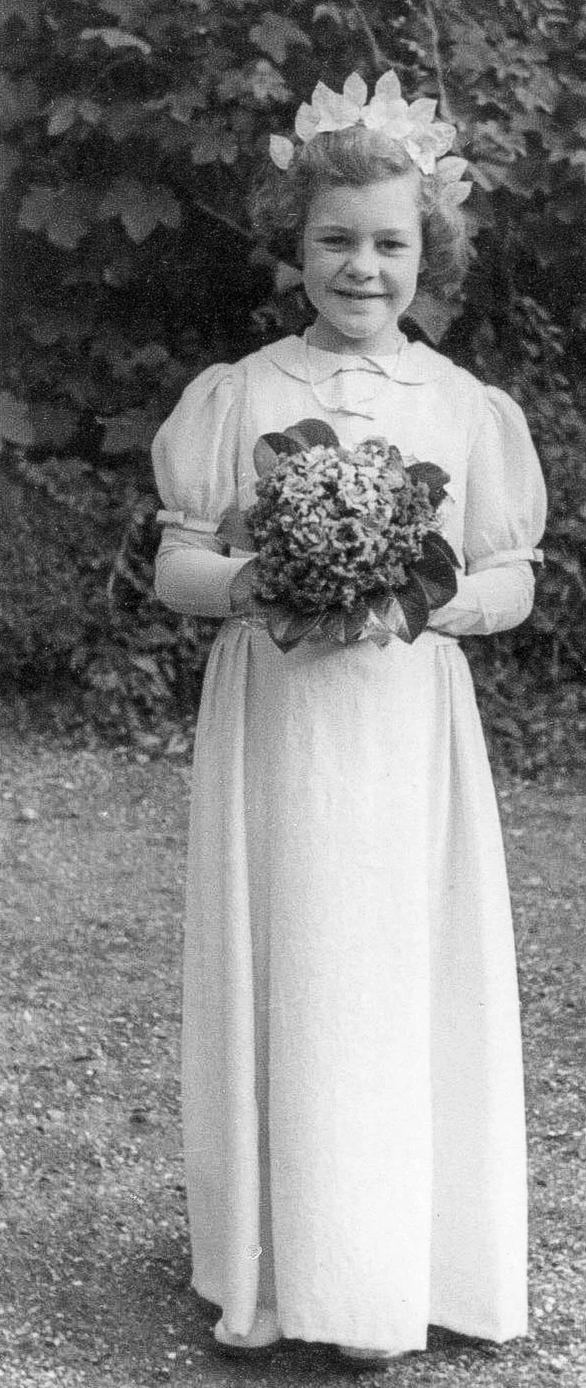 Ivy Oct 1949.jpg