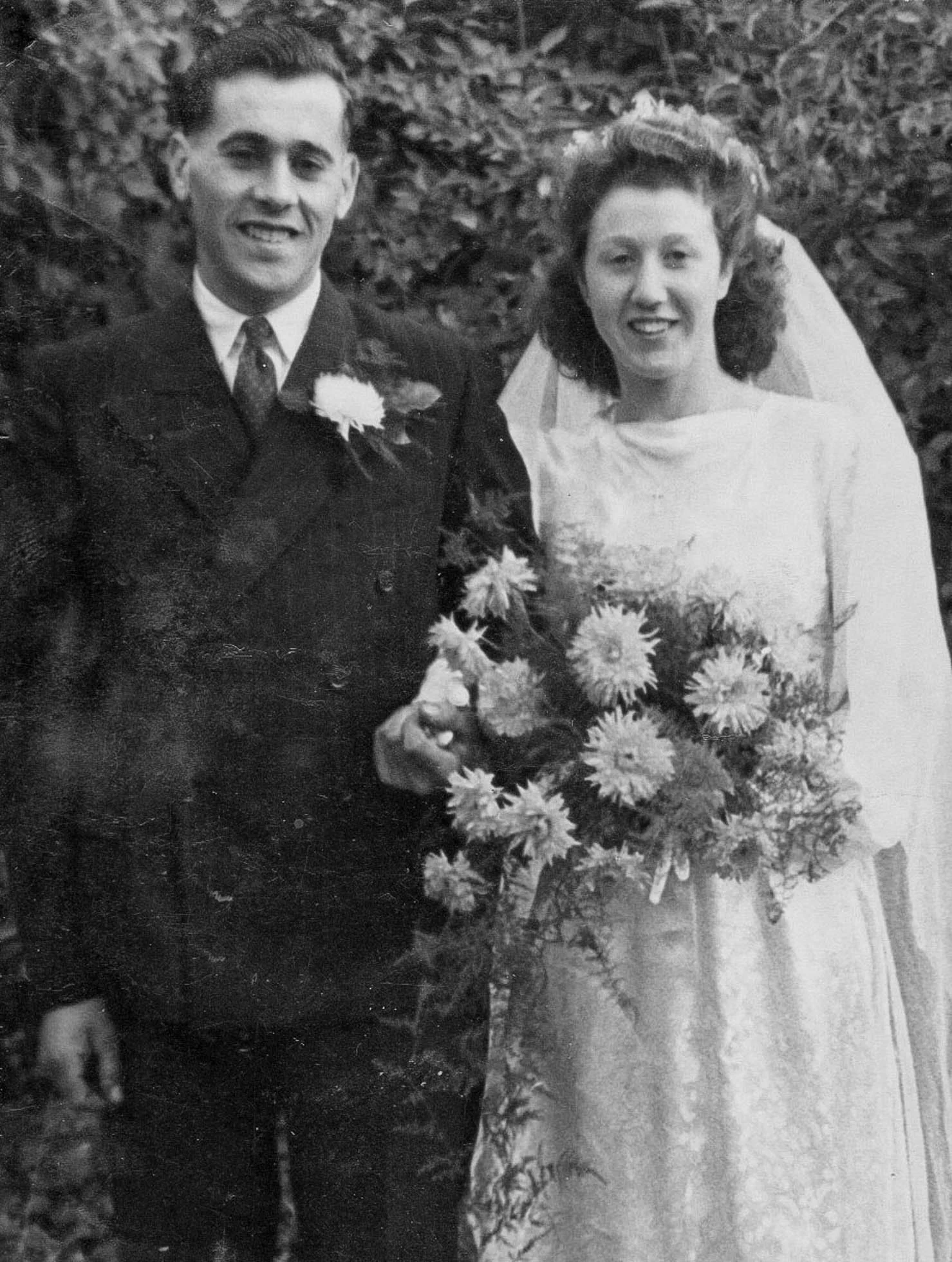 Les and Jackie Oct 1949_004.jpg