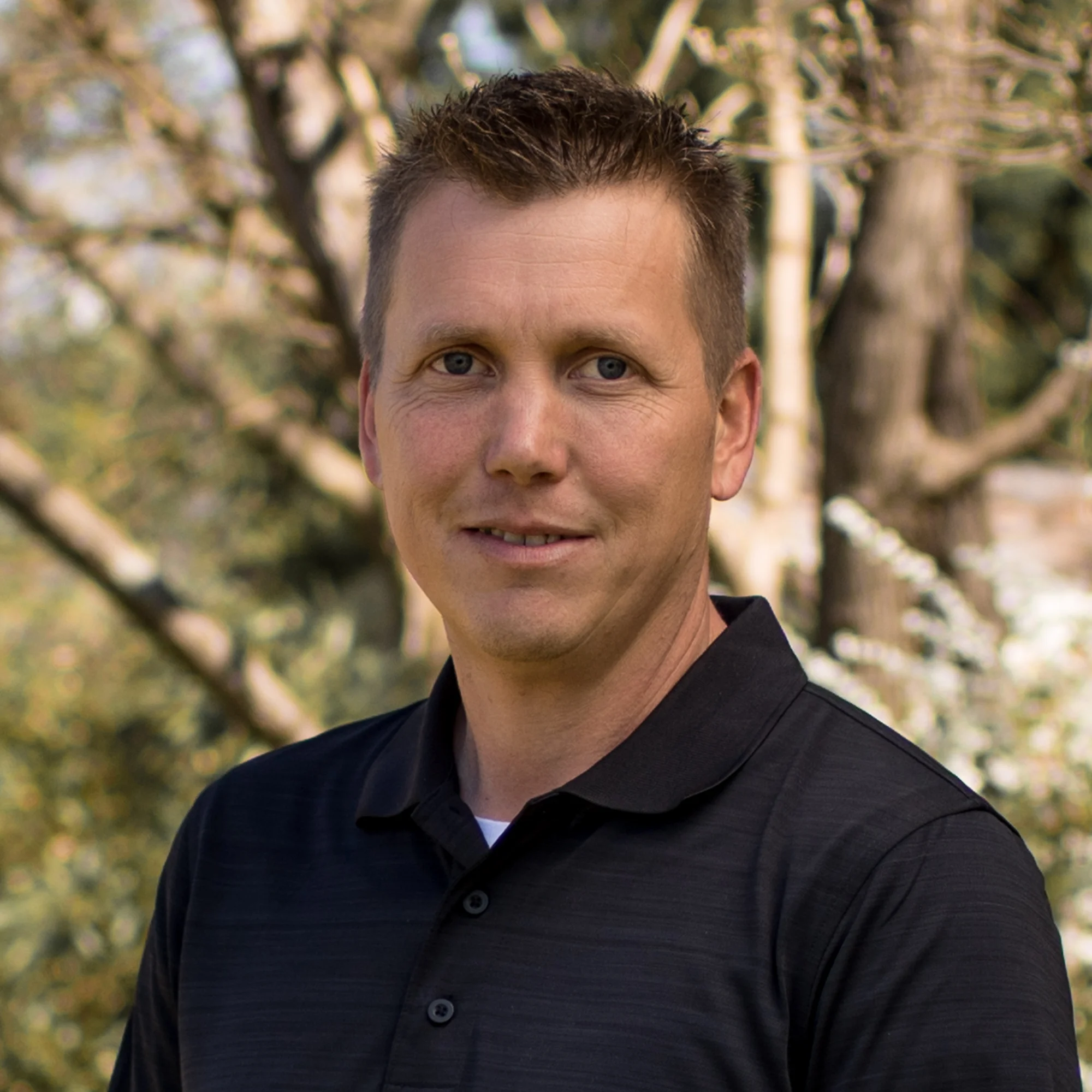 OUTREACH HEADSHOTS (13 of 21).jpg