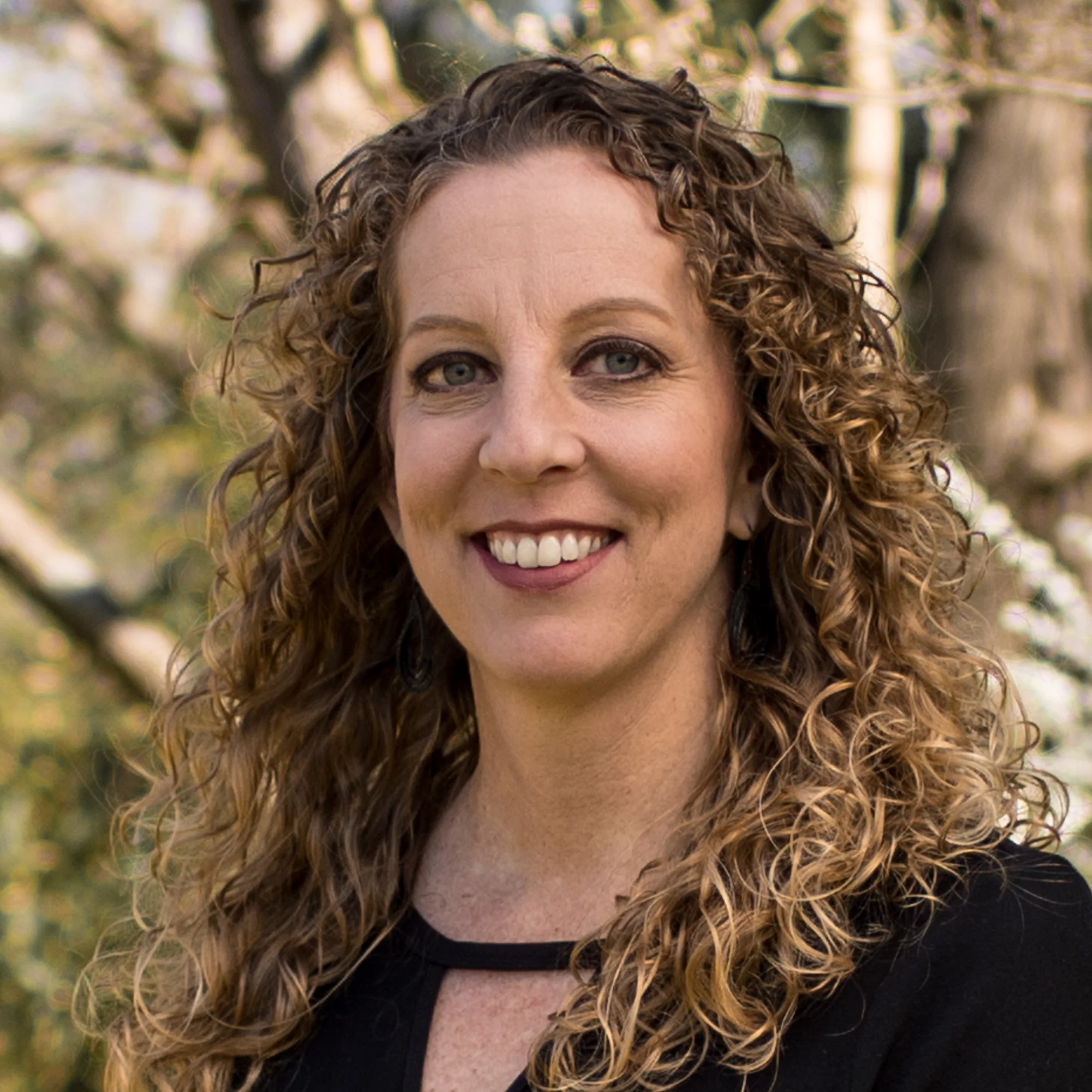 OUTREACH HEADSHOTS (15 of 21).jpg