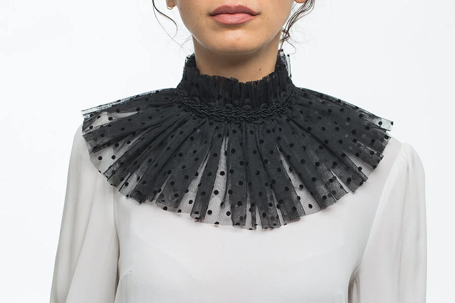 Helene Collar