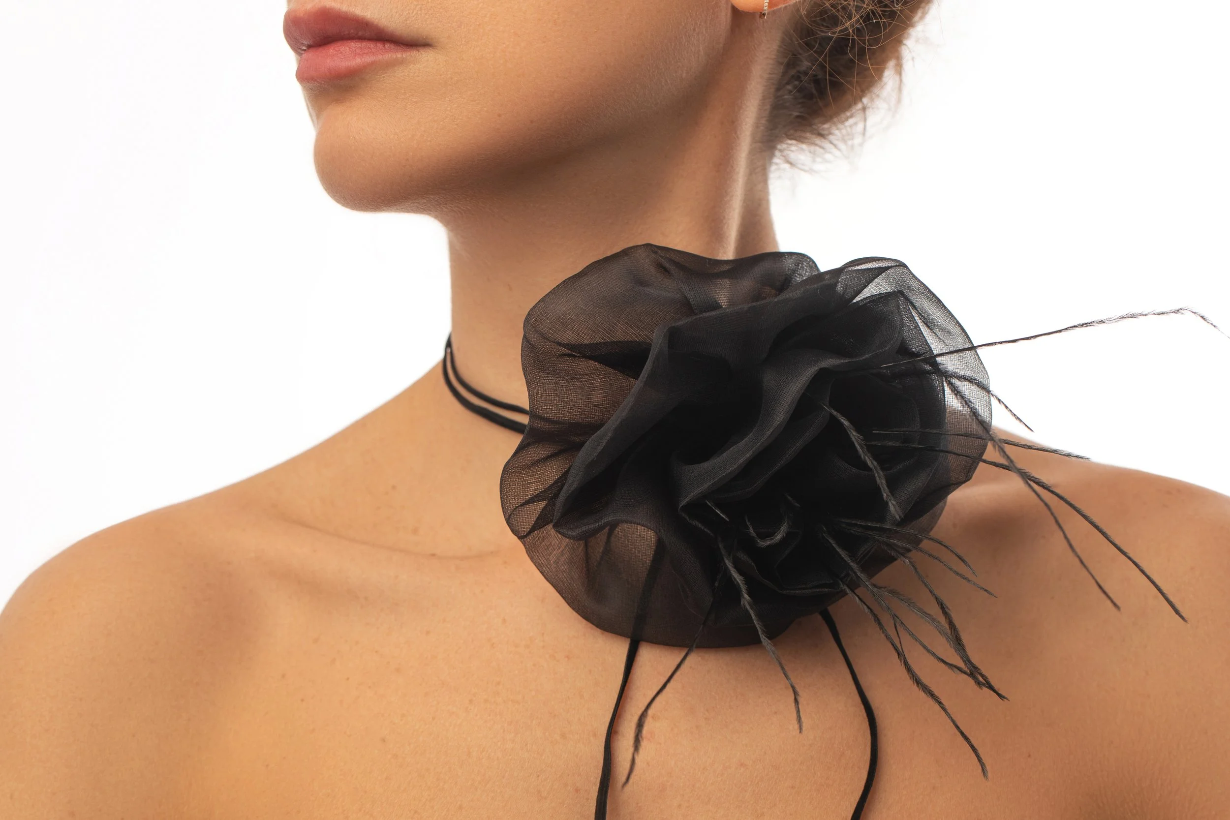 Flora Feather Choker