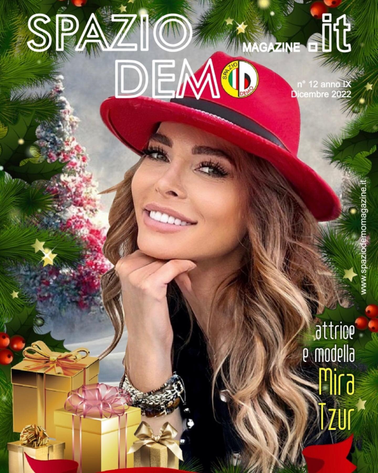 Viva Italy 🇮🇹 Thank you @spaziodemomagazine  for this beautiful featured story #covergirl #italian #royalty #holidayissue #christmasissue #magazine