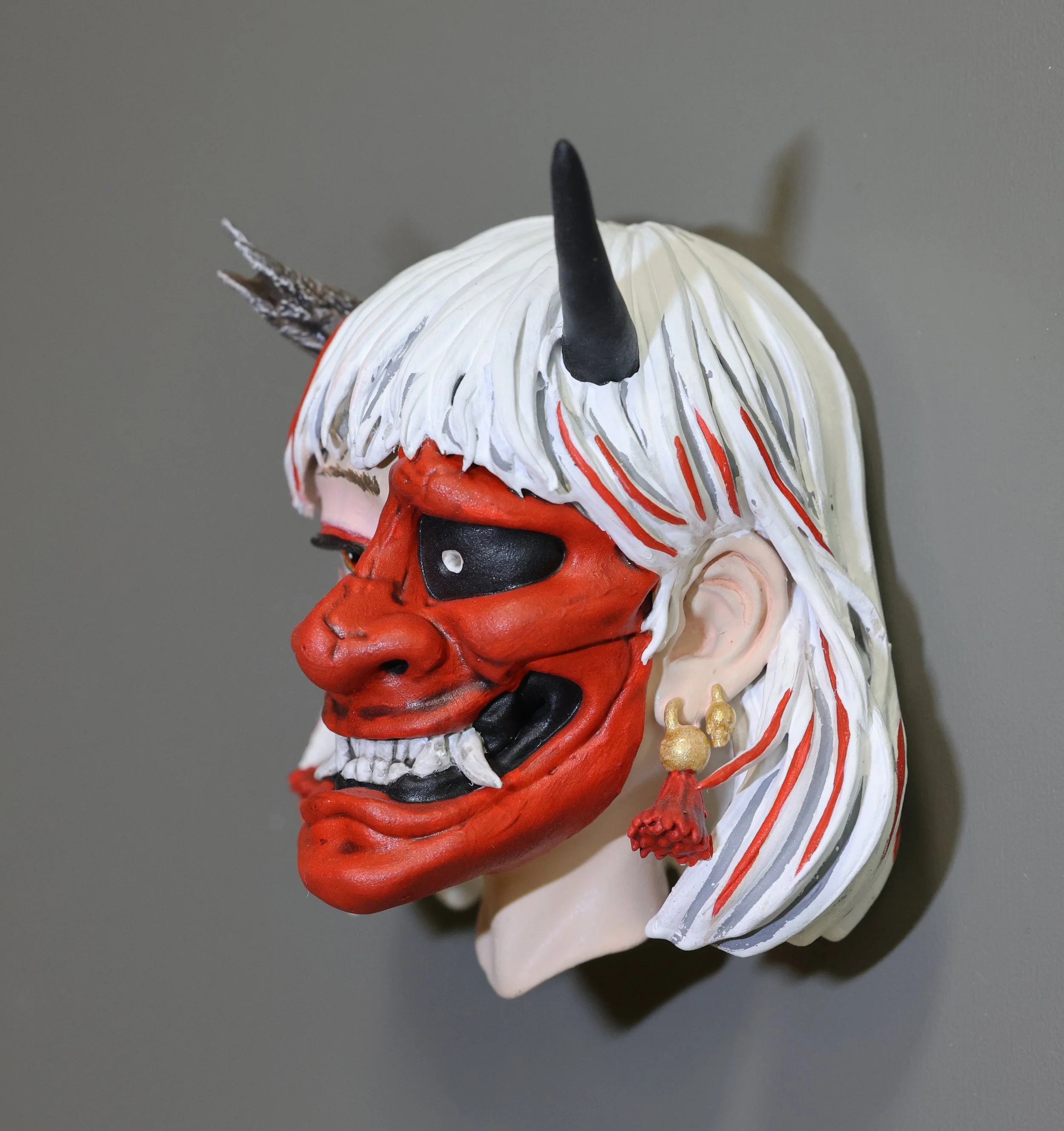 white & red right.jpg
