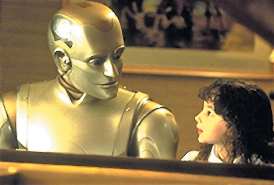 Robin Williams as Andrew Martin in the film Bicentennial Man (1999). Based on a truly great story by Isaac Asimov, the plot revolves around an NDR android servant of the Martin family that seeks to become human. Copyright: © 2015 Disney Enterprises, Inc.