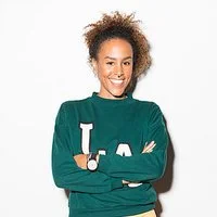 Henry Rude was founded by Victoria Pettersson Henry in 2013. She also designs clothes & accessories for the eponymous brand Victoria Henry.