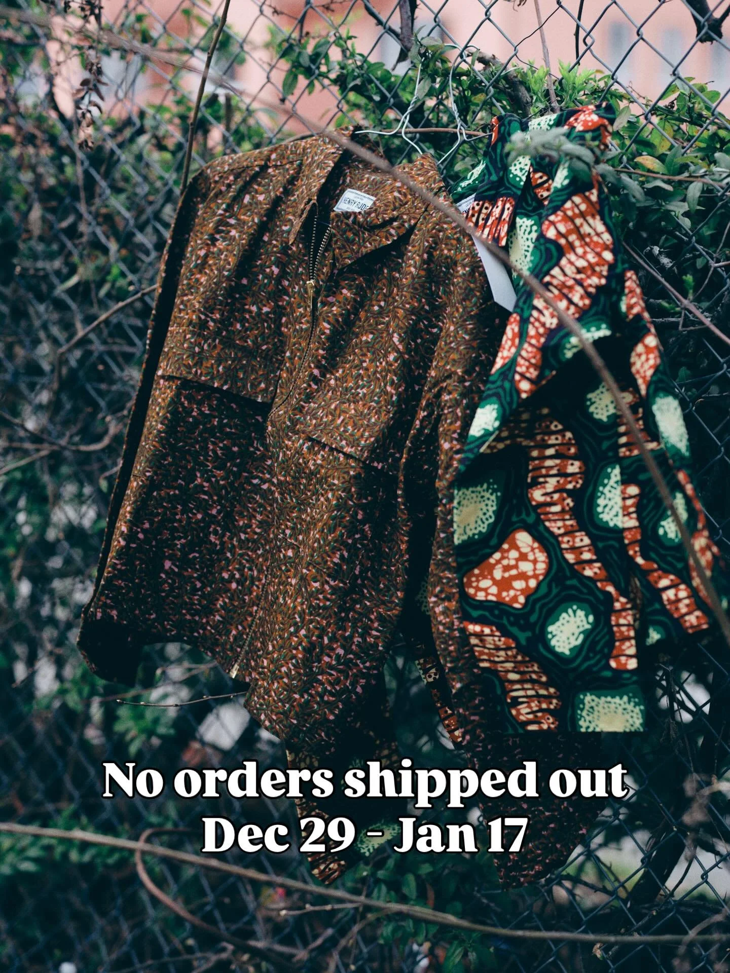 Hope everyone has had a nice christmas (if celebrated)✨ Just a lil&rsquo; reminder that no webshop orders will be shipped out the first half of January, so if you were planning on placing any orders, now is the time to do it 🫶🏽 @veya.studio will al