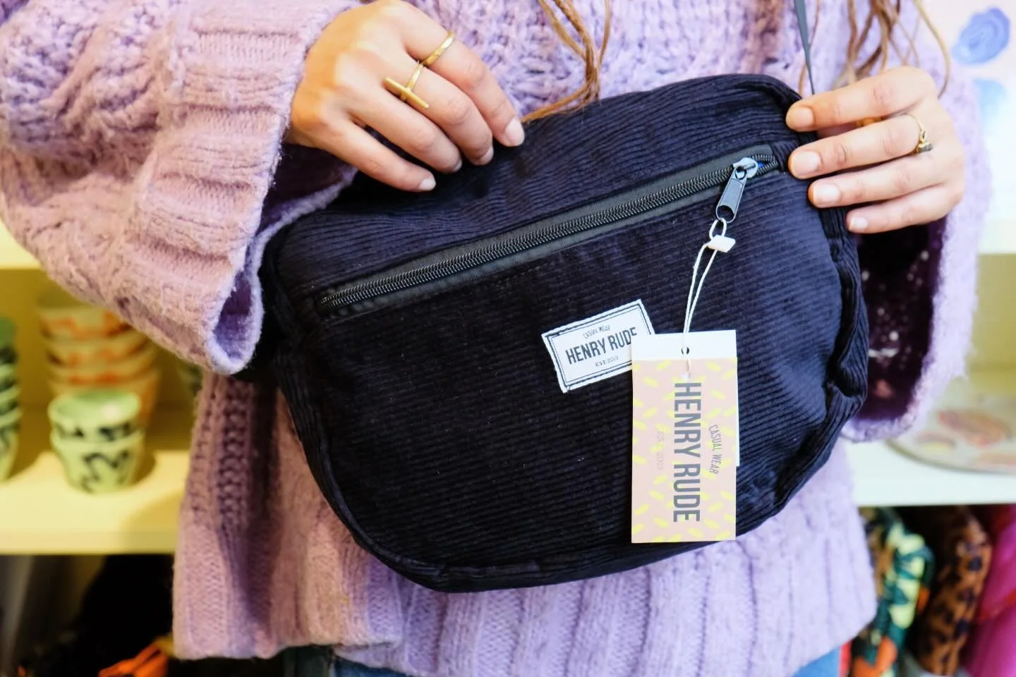 Blue like the ocean 🌊 
Corduroy Strap Bag in Indigo💙 available online and at @veya.studio 

📷 @shaang.shots