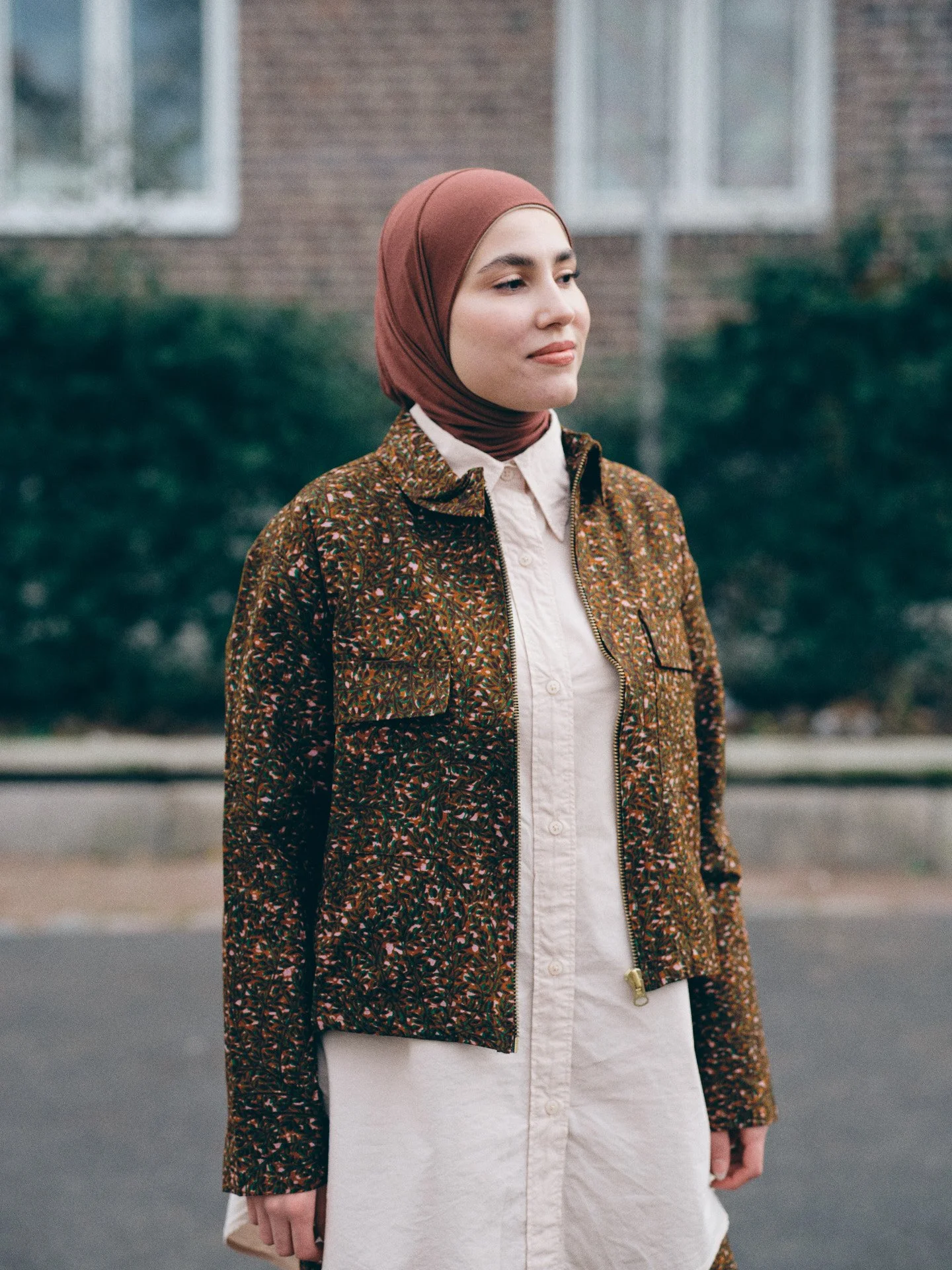 Cropped zipper jacket - brown