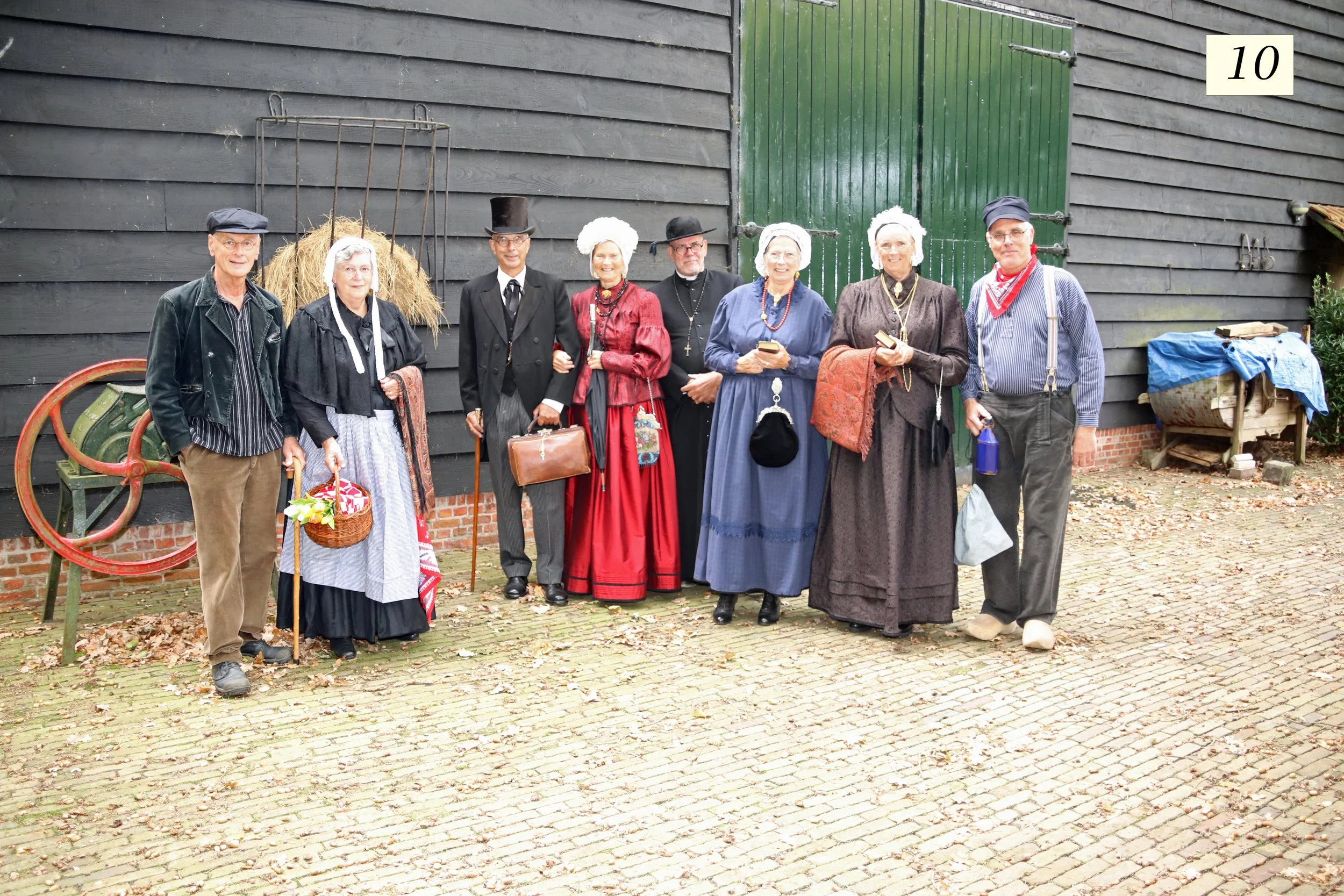 foto 10 Brabantse klederdracht  kopie.jpg