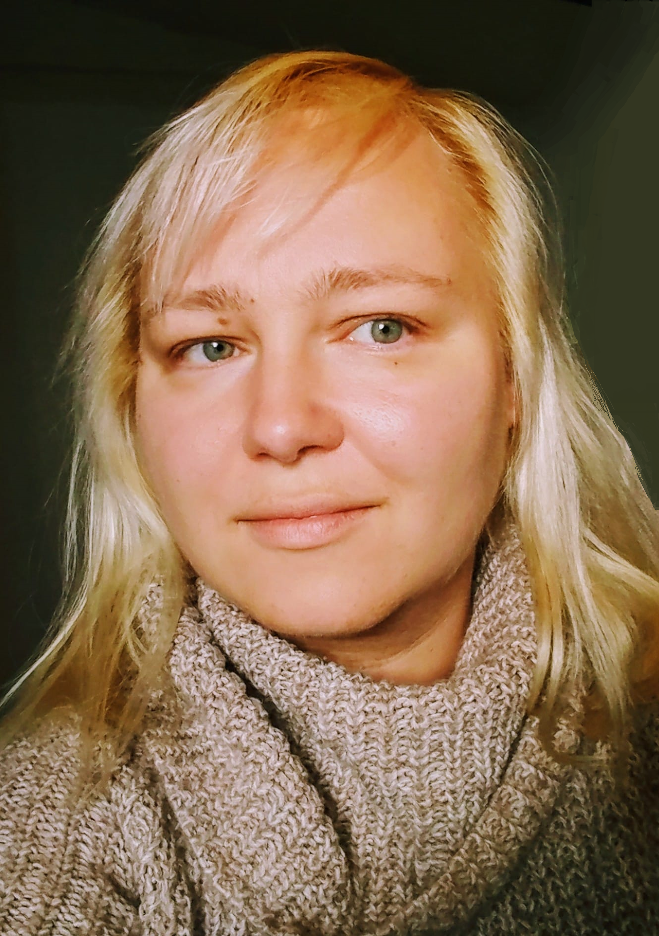 Untitledprofile sweater.png