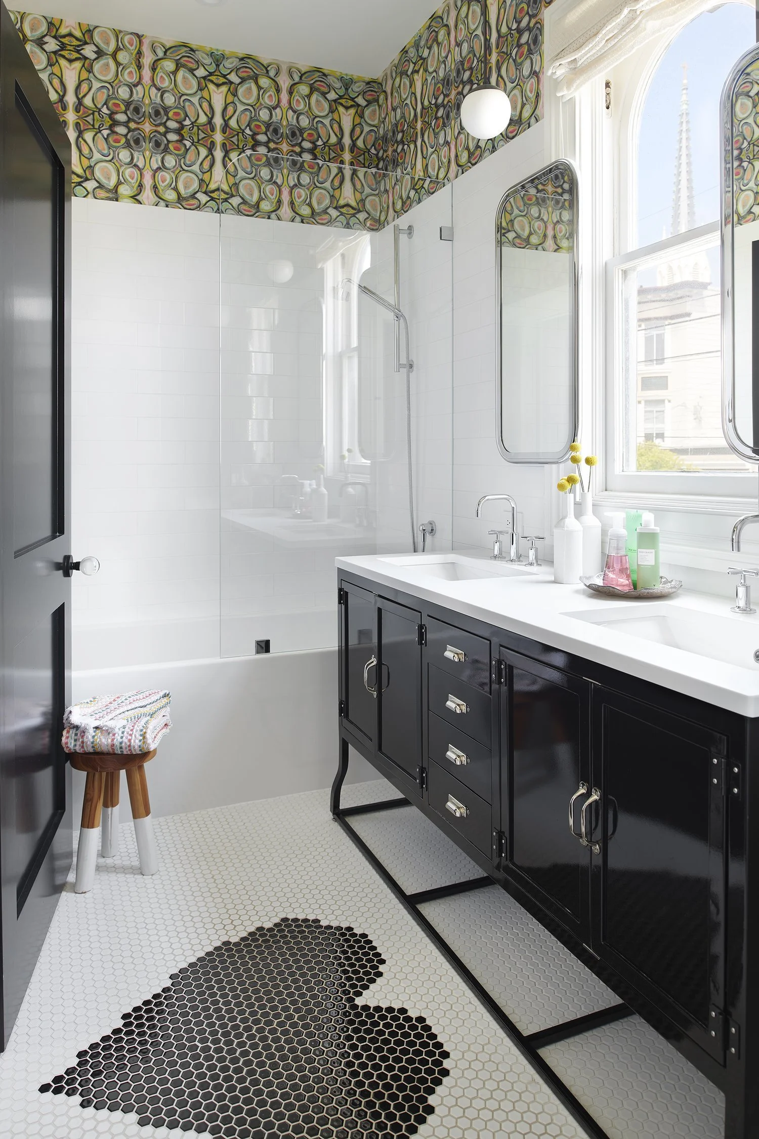 Dramatic Noe Valley Home Remodel