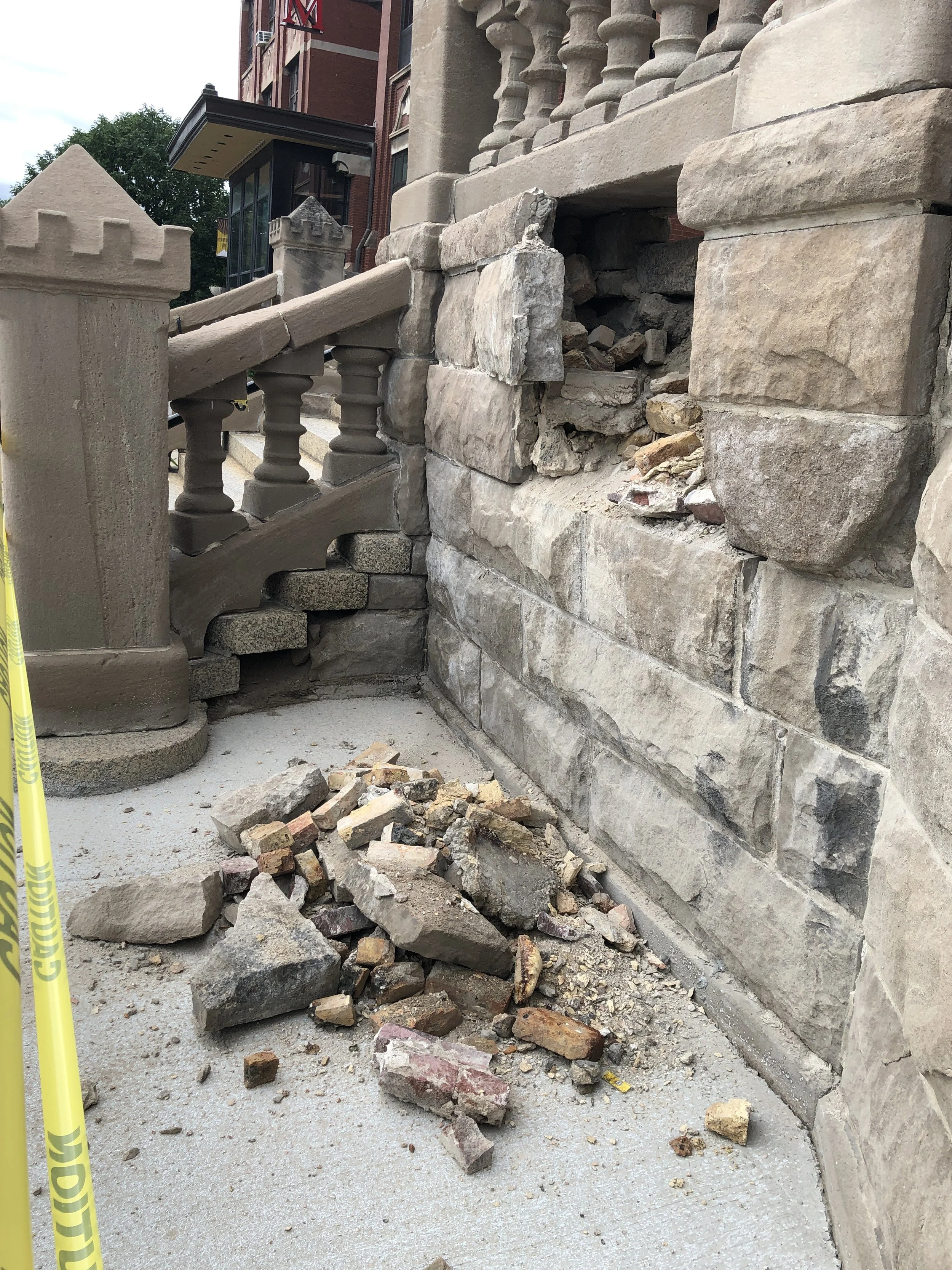  The seams between some steps have developed multiple large cracks easily visible from the underside of the hollow veranda. 