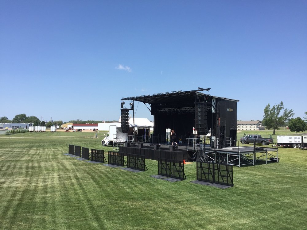 Stage.jpeg