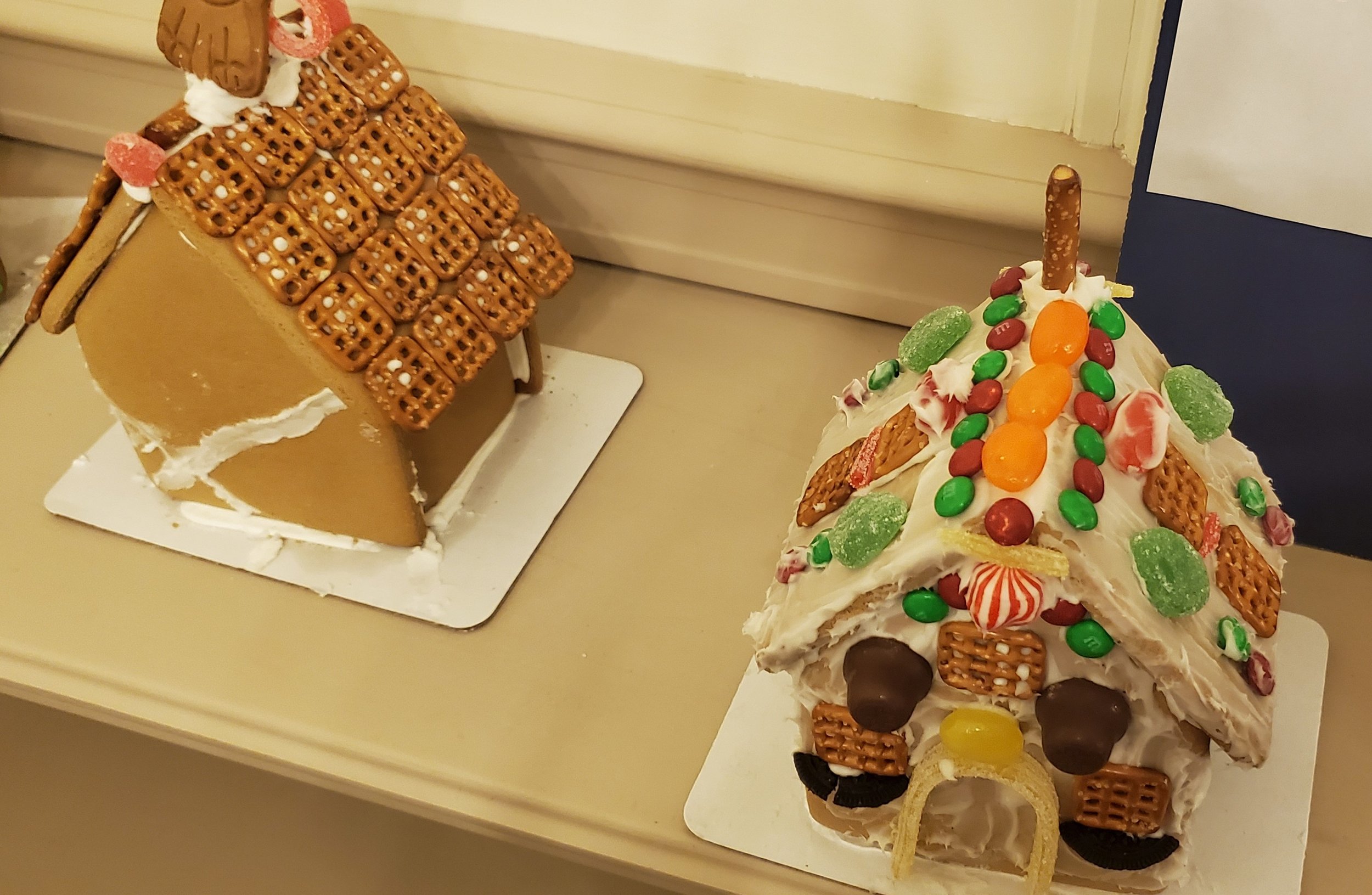 2022-12 - First Friday Gingerbread Houses (6).jpg