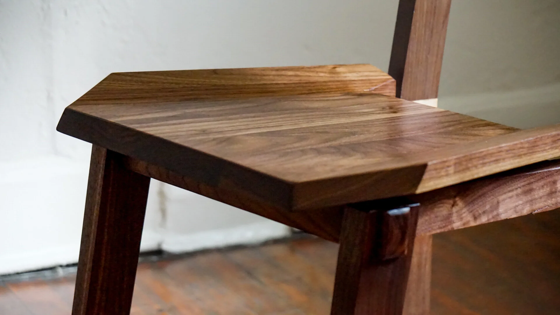 C9D3E597-510F-4A19-88E4-1EC2CE82DF64