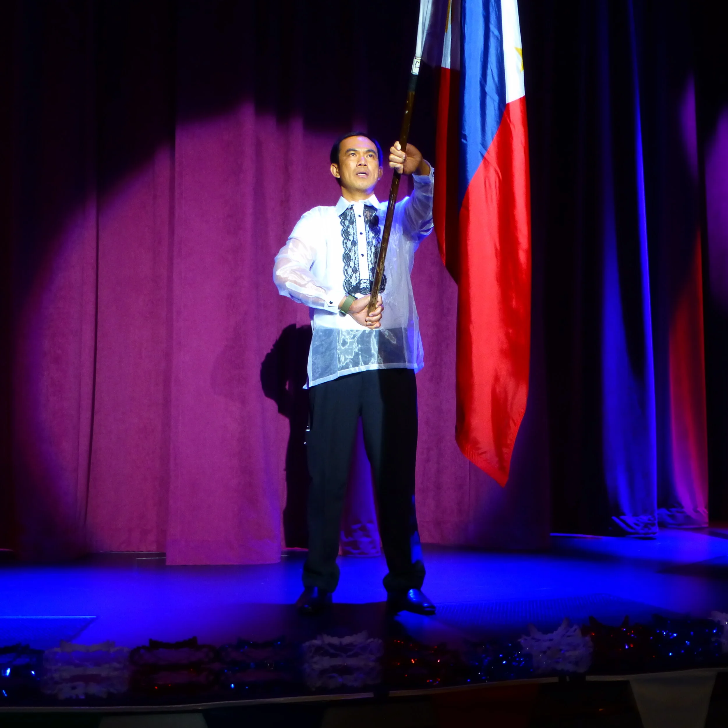 Filipino Crew Show