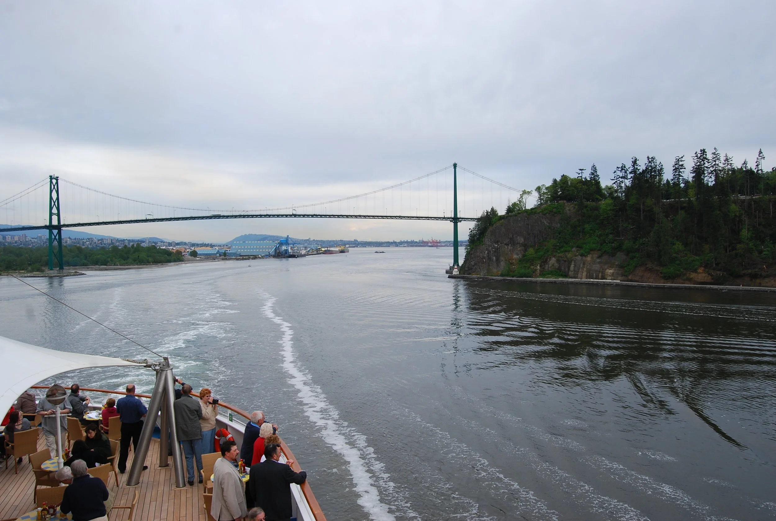 Seattle or Vancouver?  Where To Start Your Alaska Cruise ?