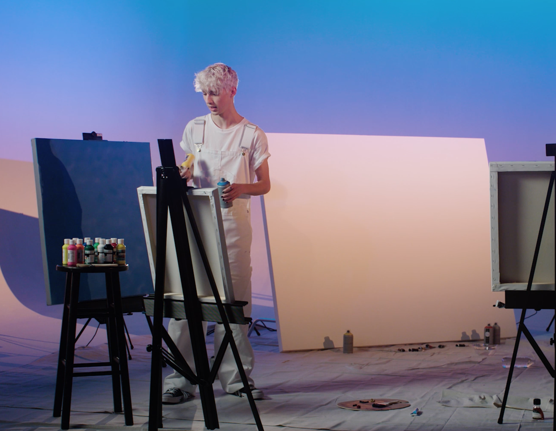 TroyeSivanPicture.png
