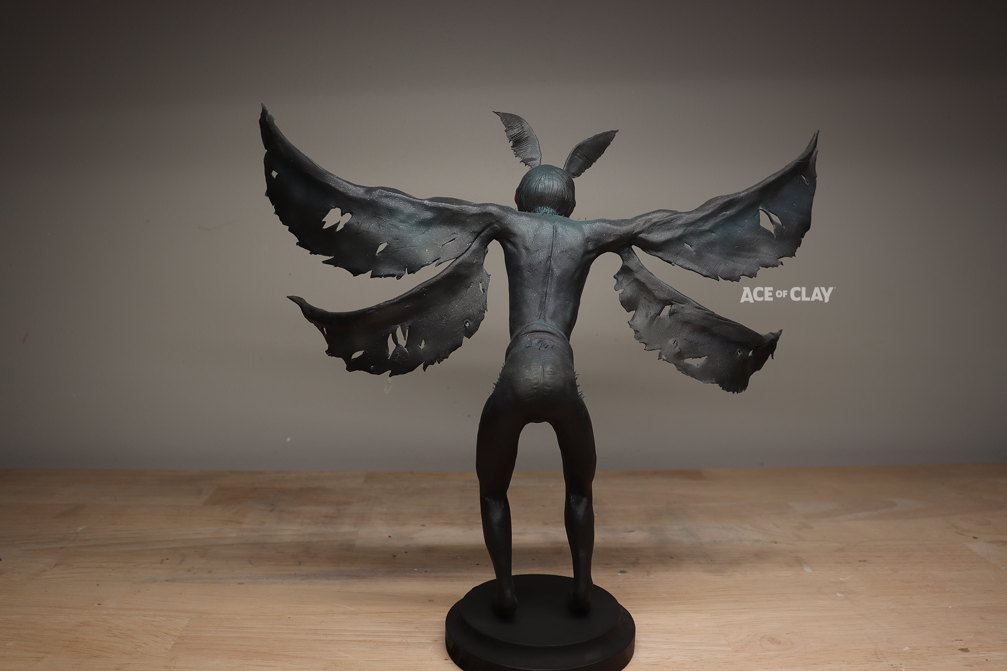 mothman-3.png