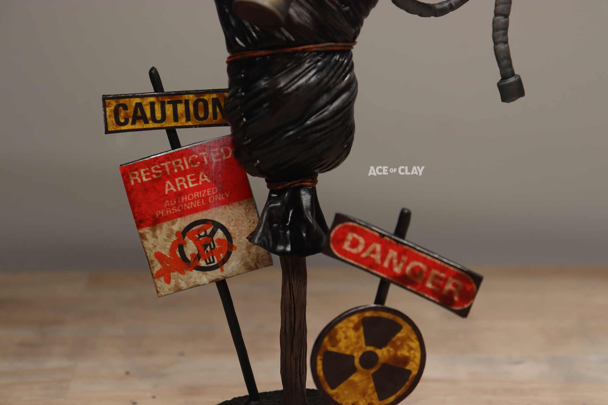 biohazard scarecrow ace of clay 7.png